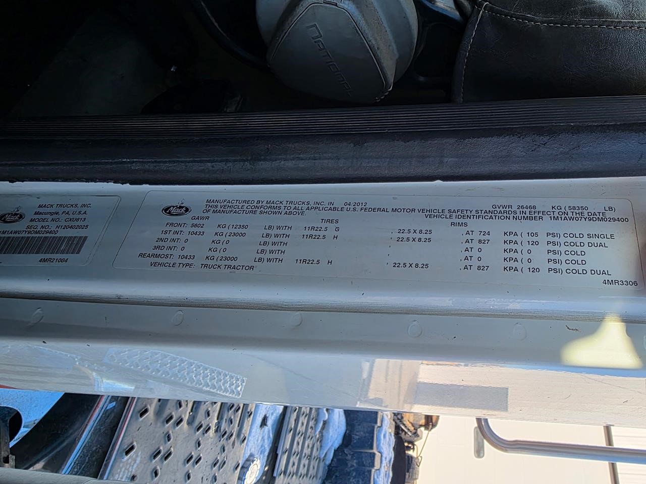 2013 MACK PINNACLE CXU613 10024732204 2013 MACK PINNACLE CXU613 10024732204