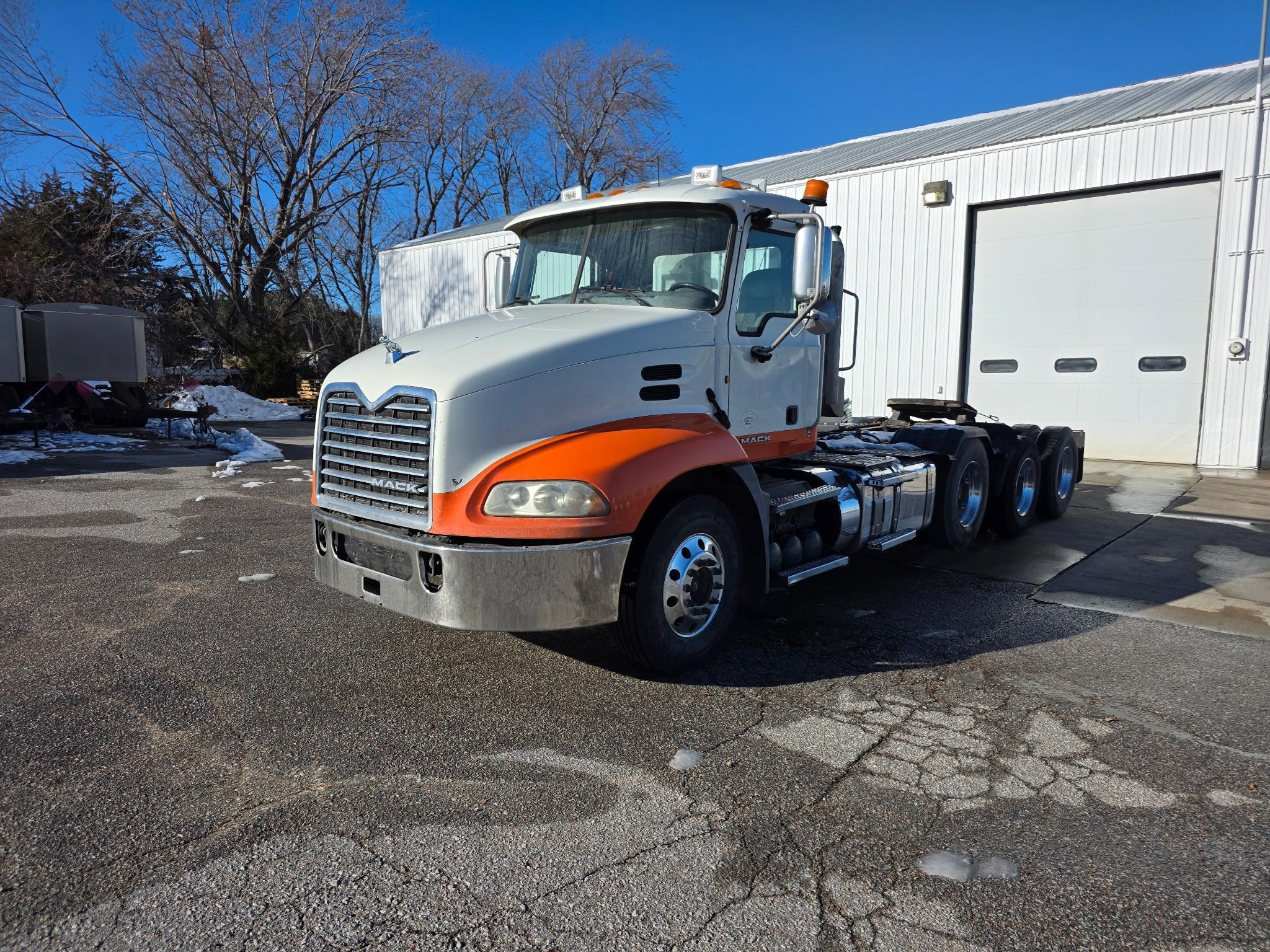 2013 MACK PINNACLE CXU613 10024732209 2013 MACK PINNACLE CXU613 10024732209