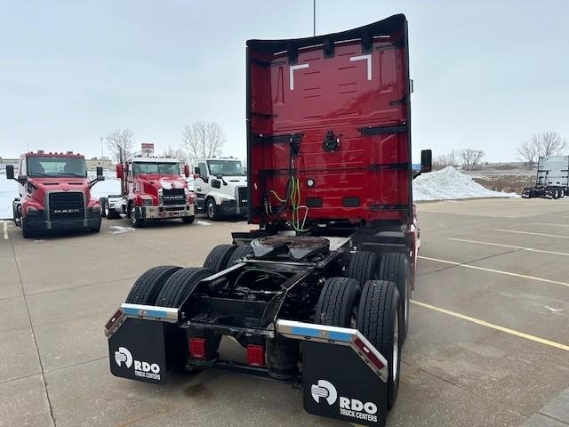 2026 MACK PIONEER 64T 2026 MACK PIONEER 64T - image 3 of 6