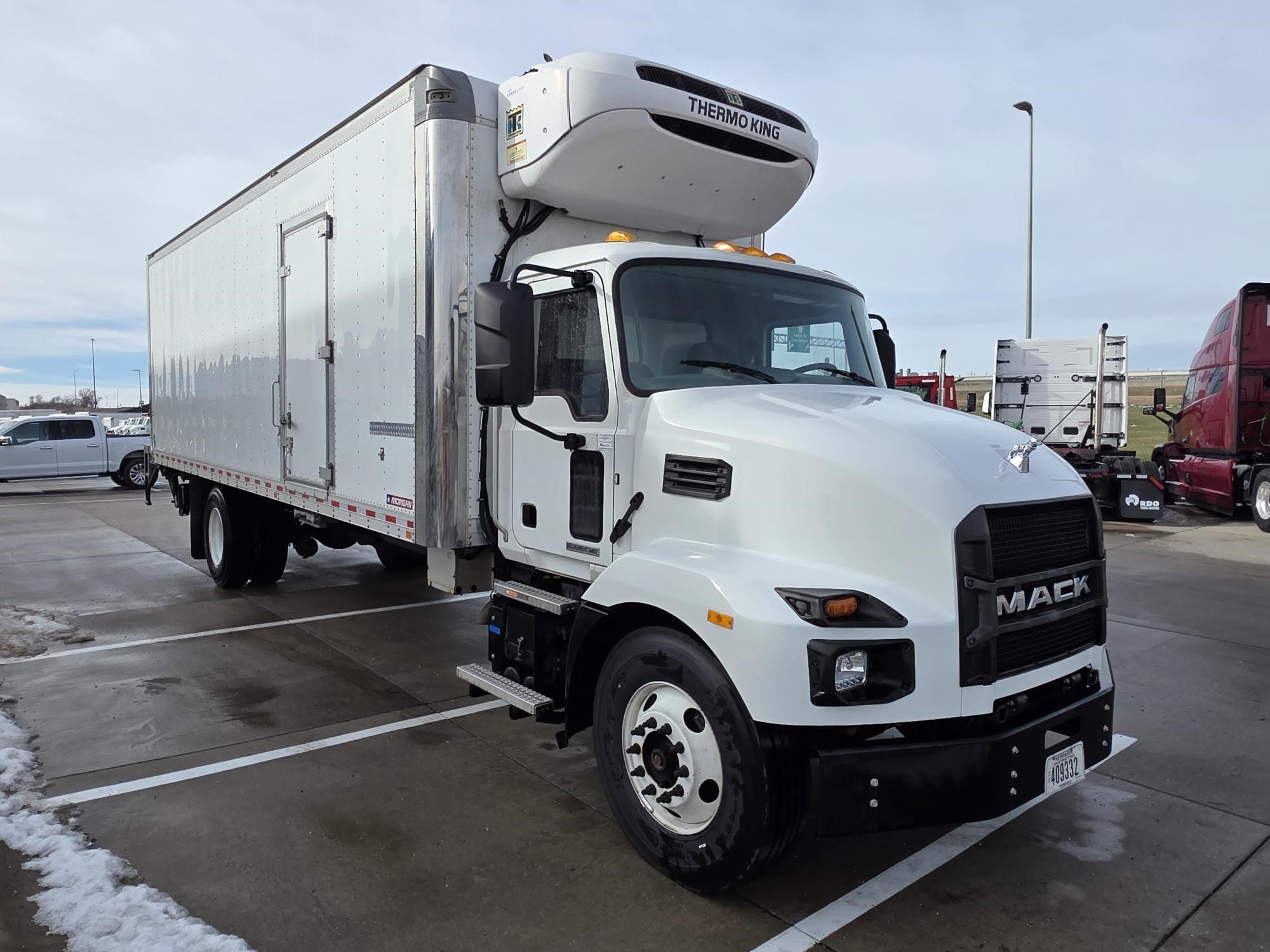 2022 MACK MD6 10025317404 2022 MACK MD6 10025317404