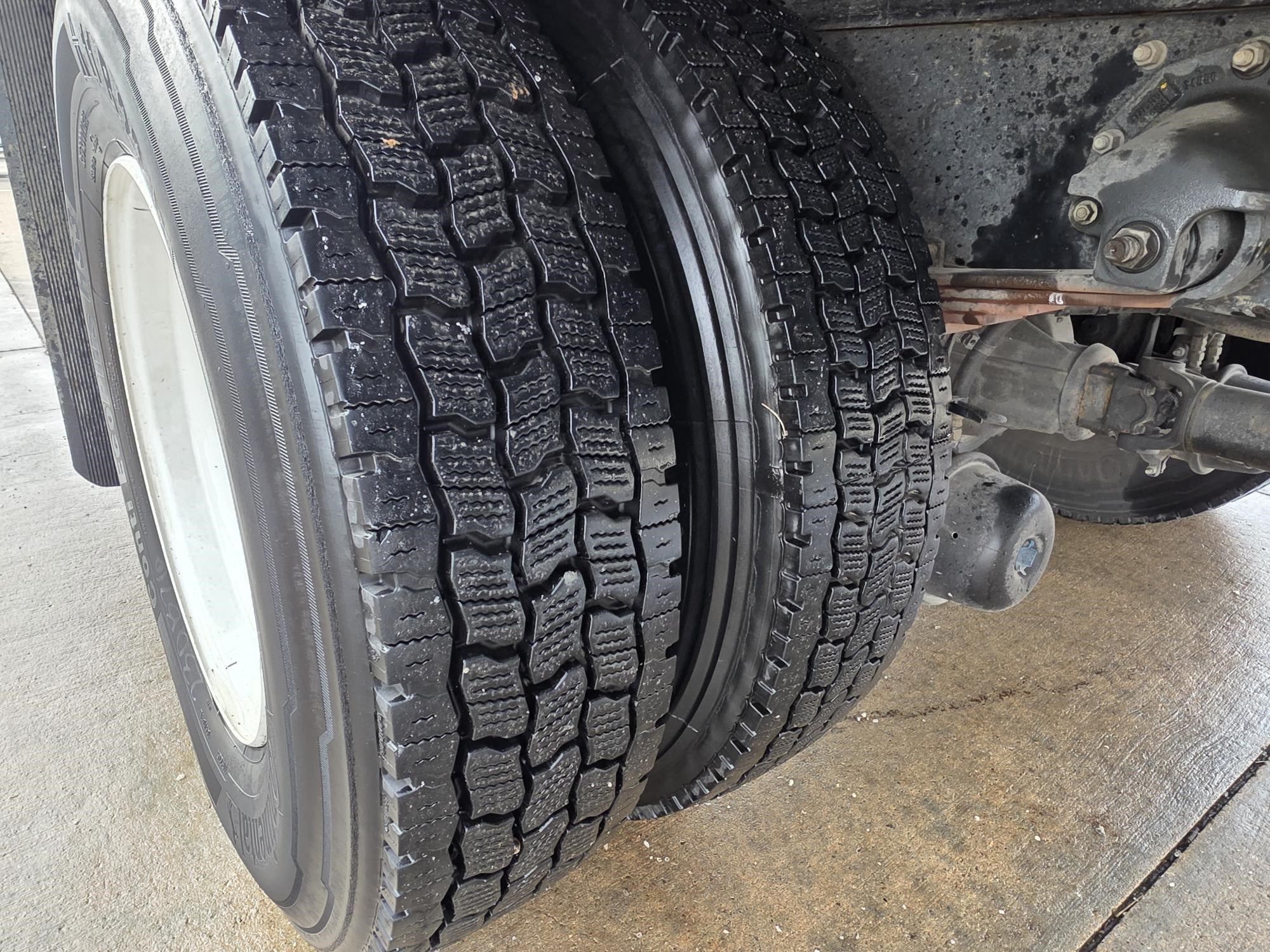 2022 MACK MD6 10025317424 2022 MACK MD6 10025317424