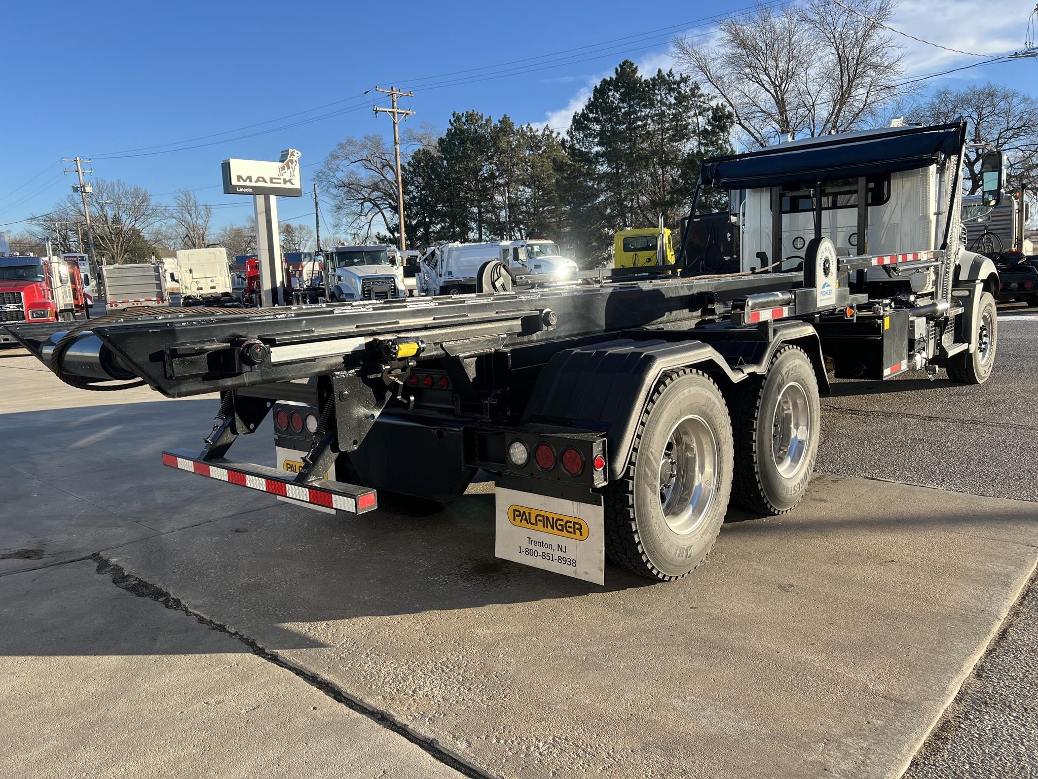 2026 MACK GRANITE 64BR 2026 MACK GRANITE 64BR - image 5 of 6