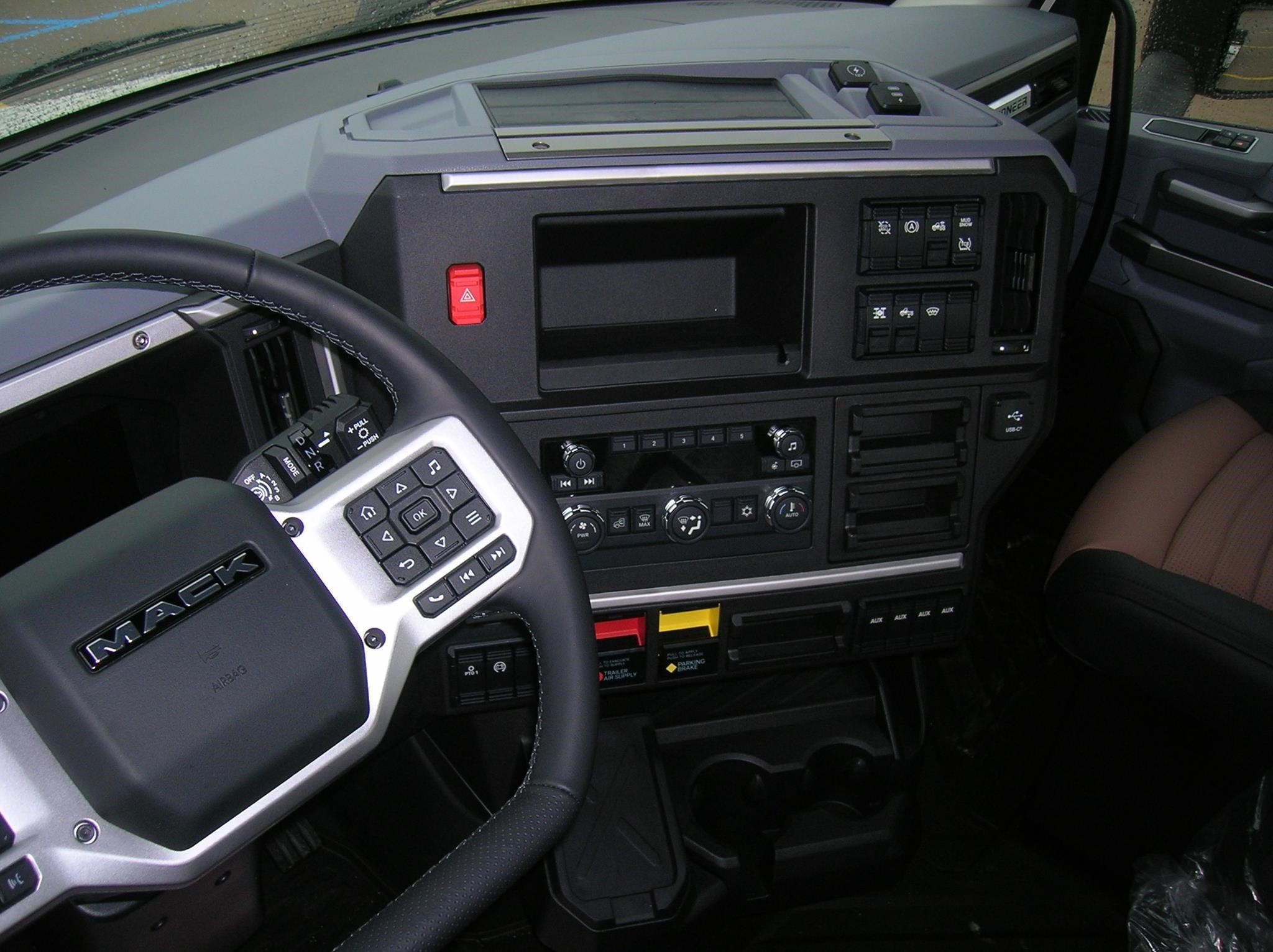 2026 MACK PIONEER 64T 10016578694 2026 MACK PIONEER 64T 10016578694