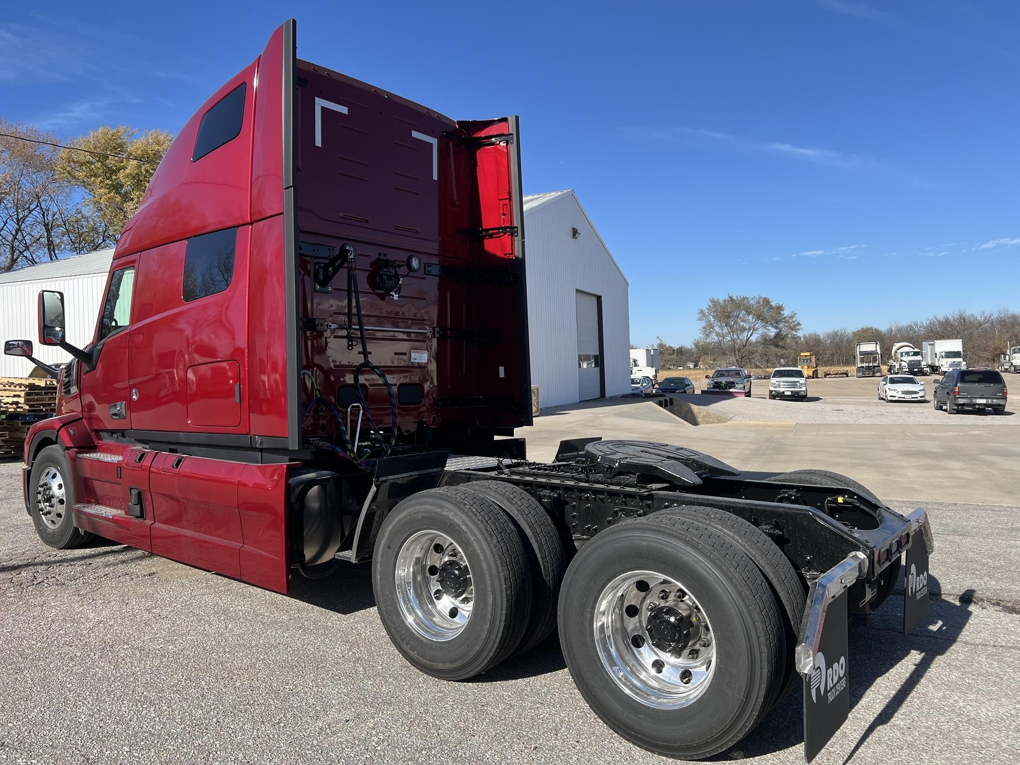 2026 MACK PIONEER 64T 2026 MACK PIONEER 64T - image 3 of 6