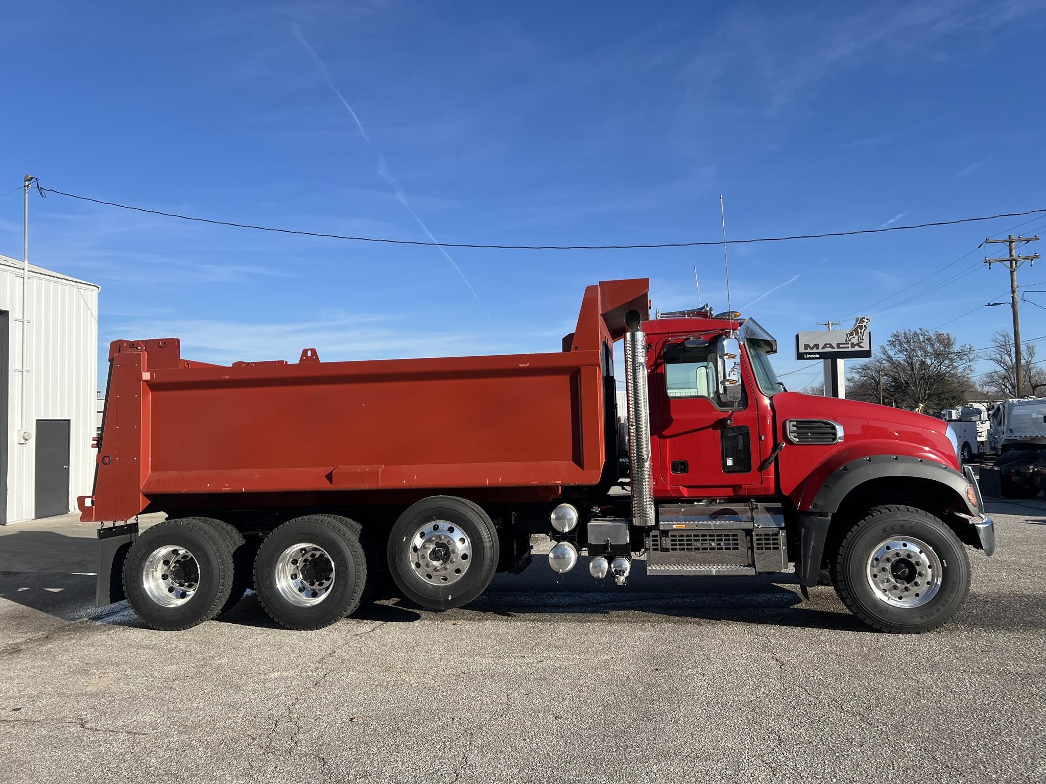 2026 MACK GRANITE 84FR 2026 MACK GRANITE 84FR - image 6 of 6