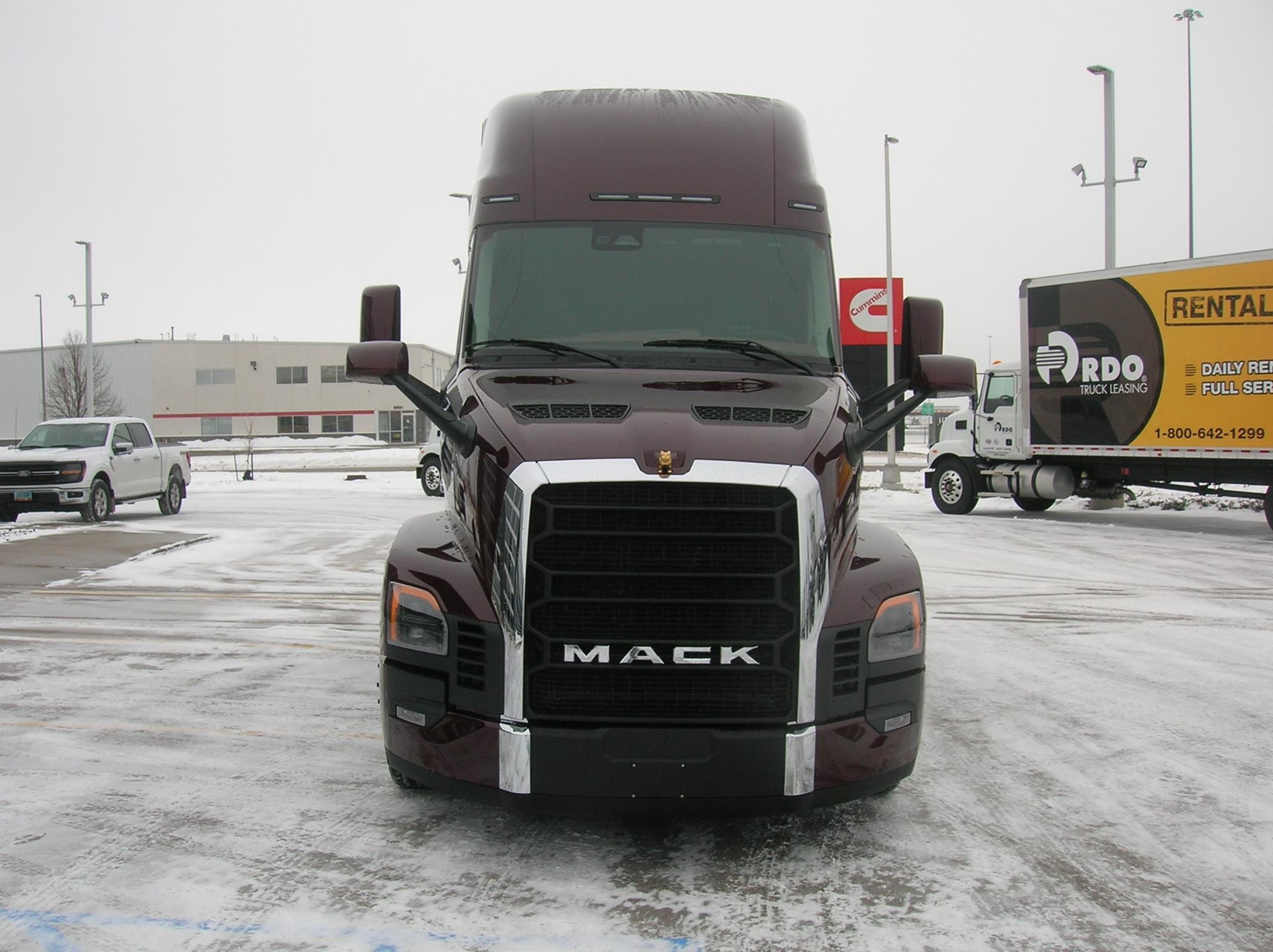 2026 MACK PIONEER 64T 2026 MACK PIONEER 64T - image 2 of 6
