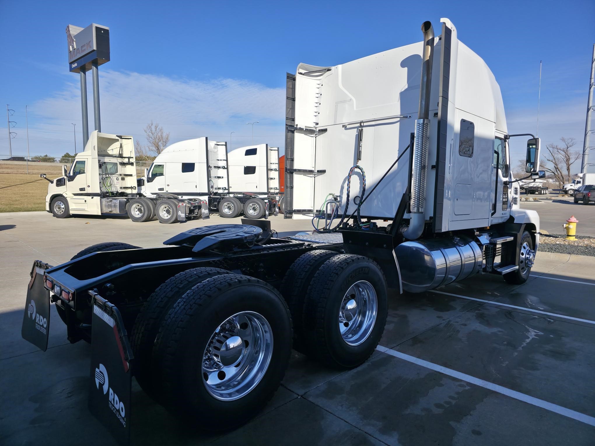 2024 MACK ANTHEM 64T 2024 MACK ANTHEM 64T - image 5 of 6