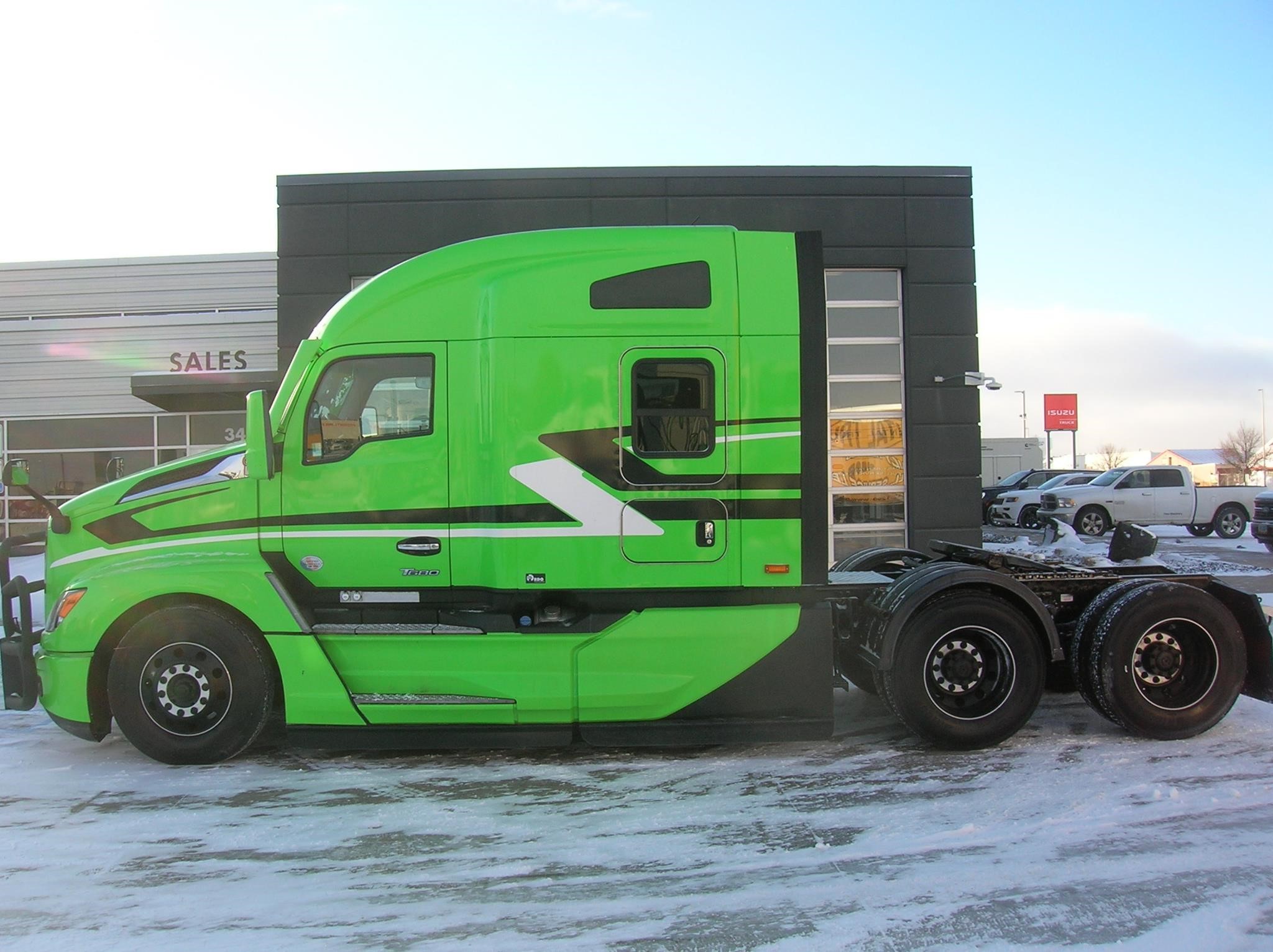 2022 KENWORTH T680 11001311503 2022 KENWORTH T680 11001311503