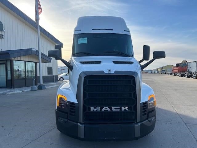2026 MACK PIONEER 64T 2026 MACK PIONEER 64T - image 6 of 6
