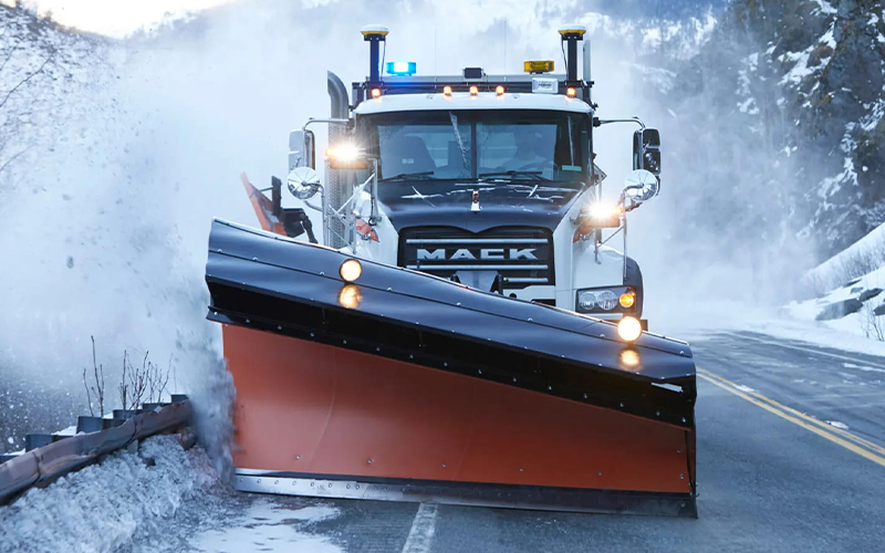 Mack Trucks Granite® Mack Trucks Granite® - image 1 of 4