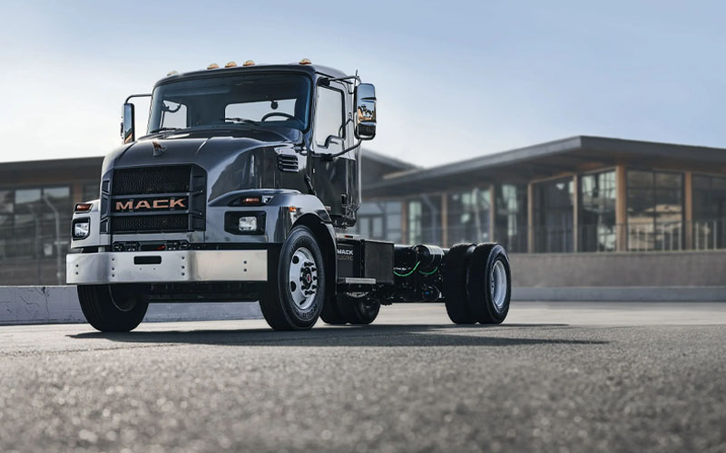 Mack Trucks MD Electric Mack Trucks MD Electric - image 3 of 4