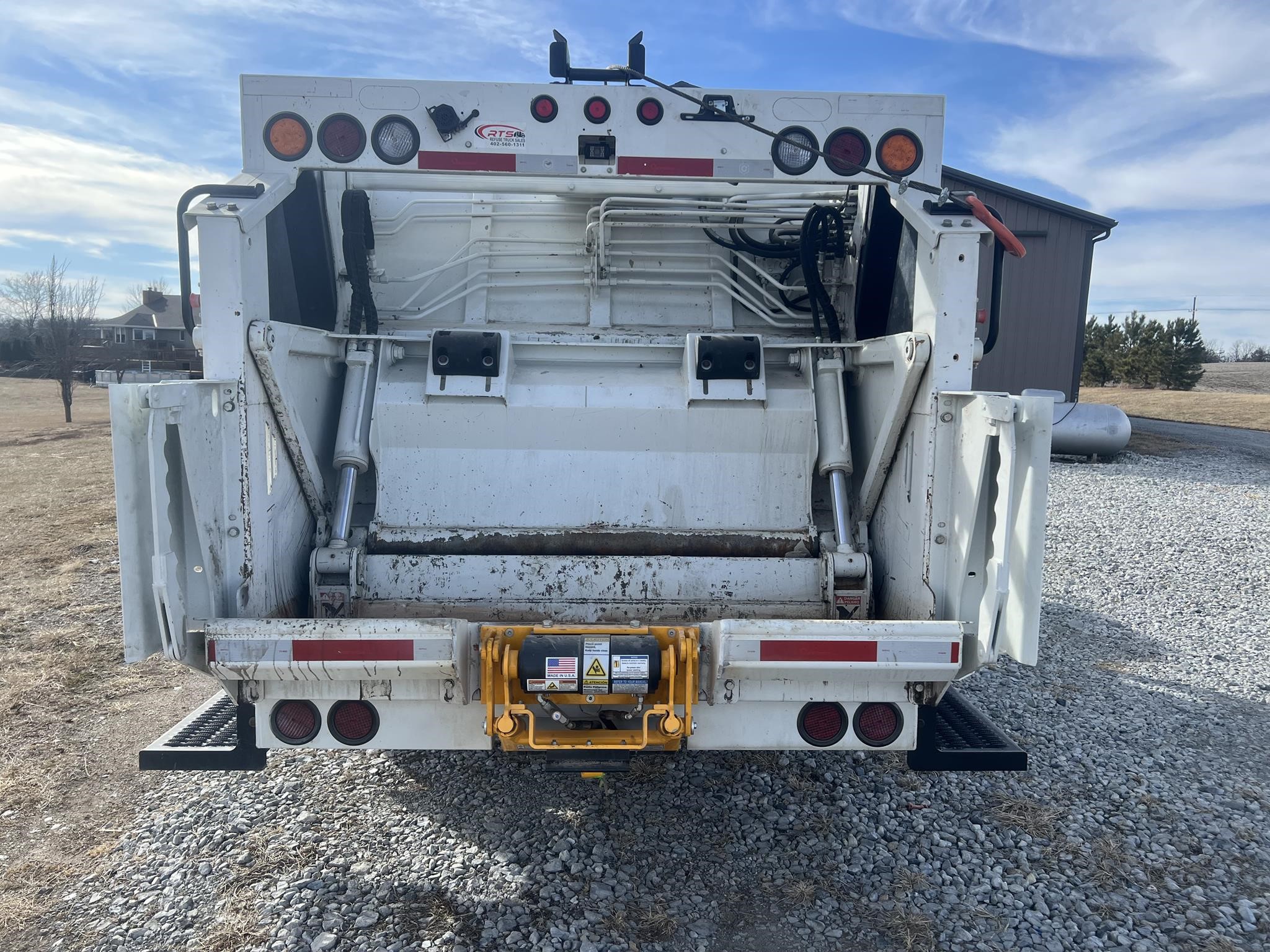 2023 HINO S5 2023 HINO S5 - image 4 of 6