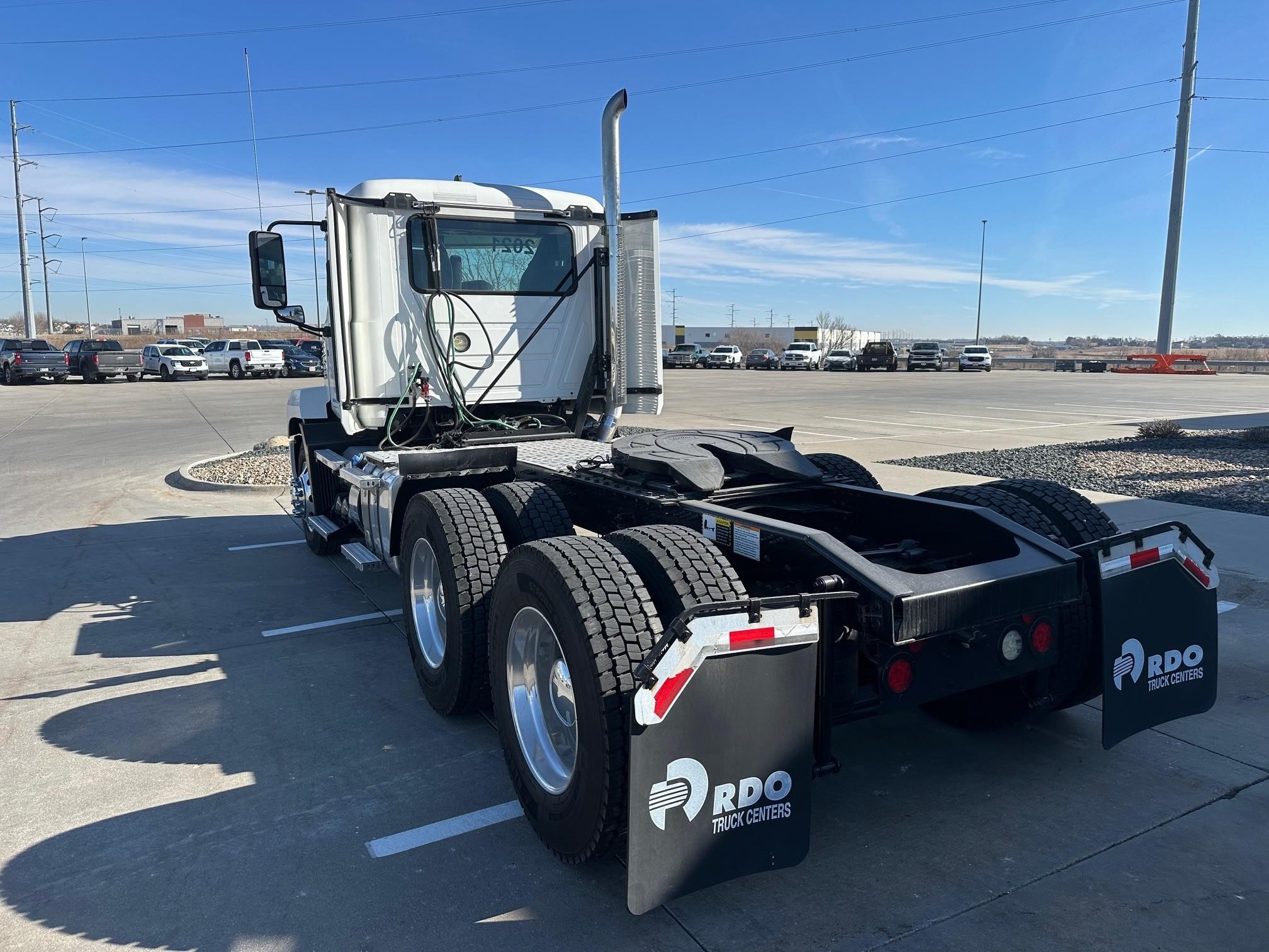 2021 MACK ANTHEM 64T 2021 MACK ANTHEM 64T - image 3 of 6