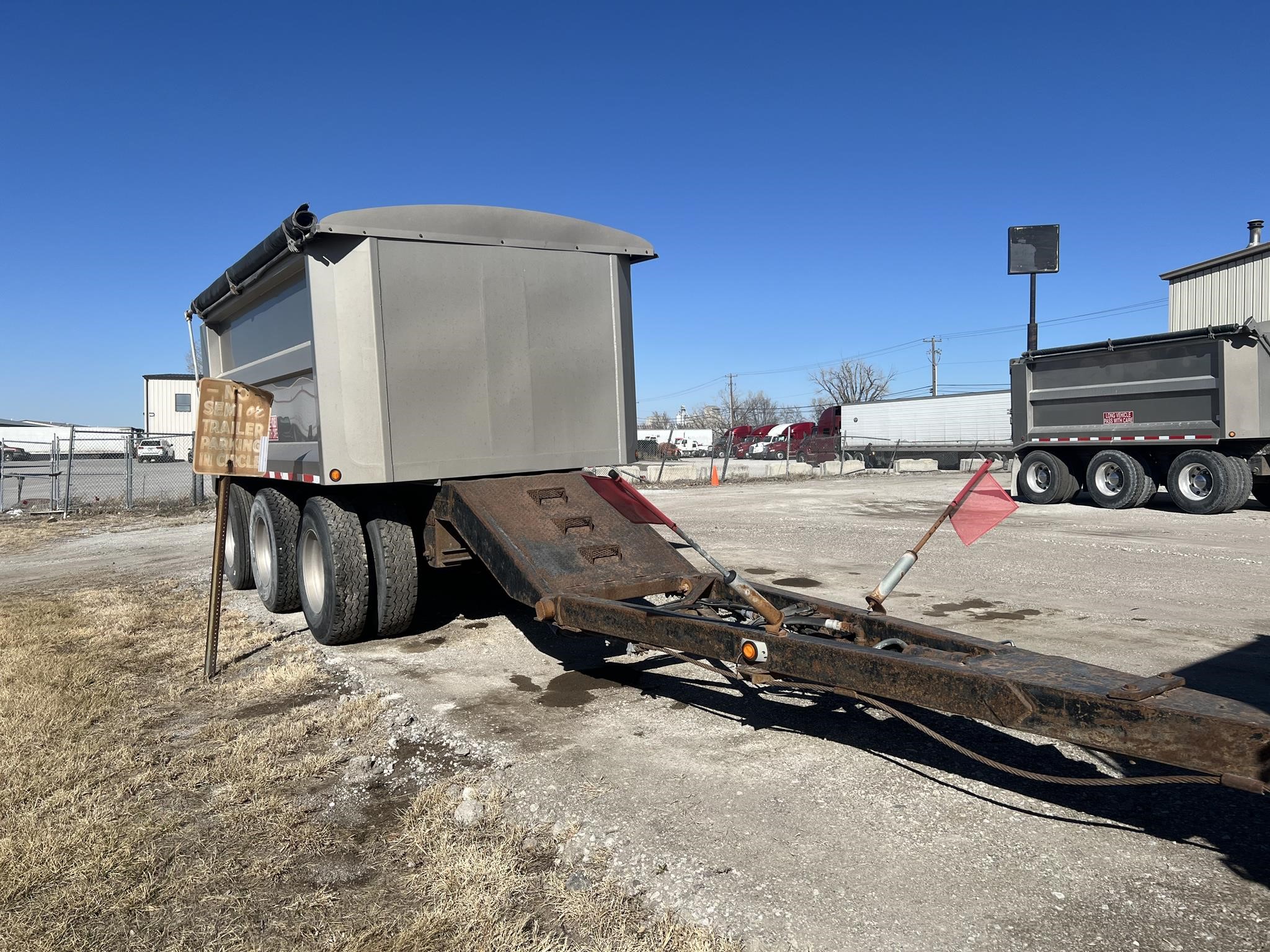 2016 MACK PINNACLE CHU613 11006579283 2016 MACK PINNACLE CHU613 11006579283