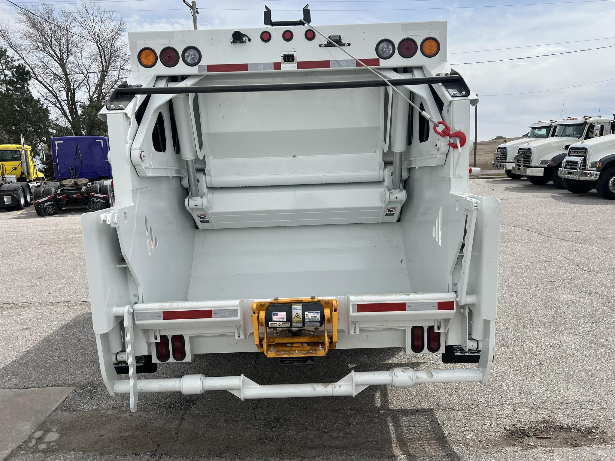 2026 HINO L7 11014617872 2026 HINO L7 11014617872