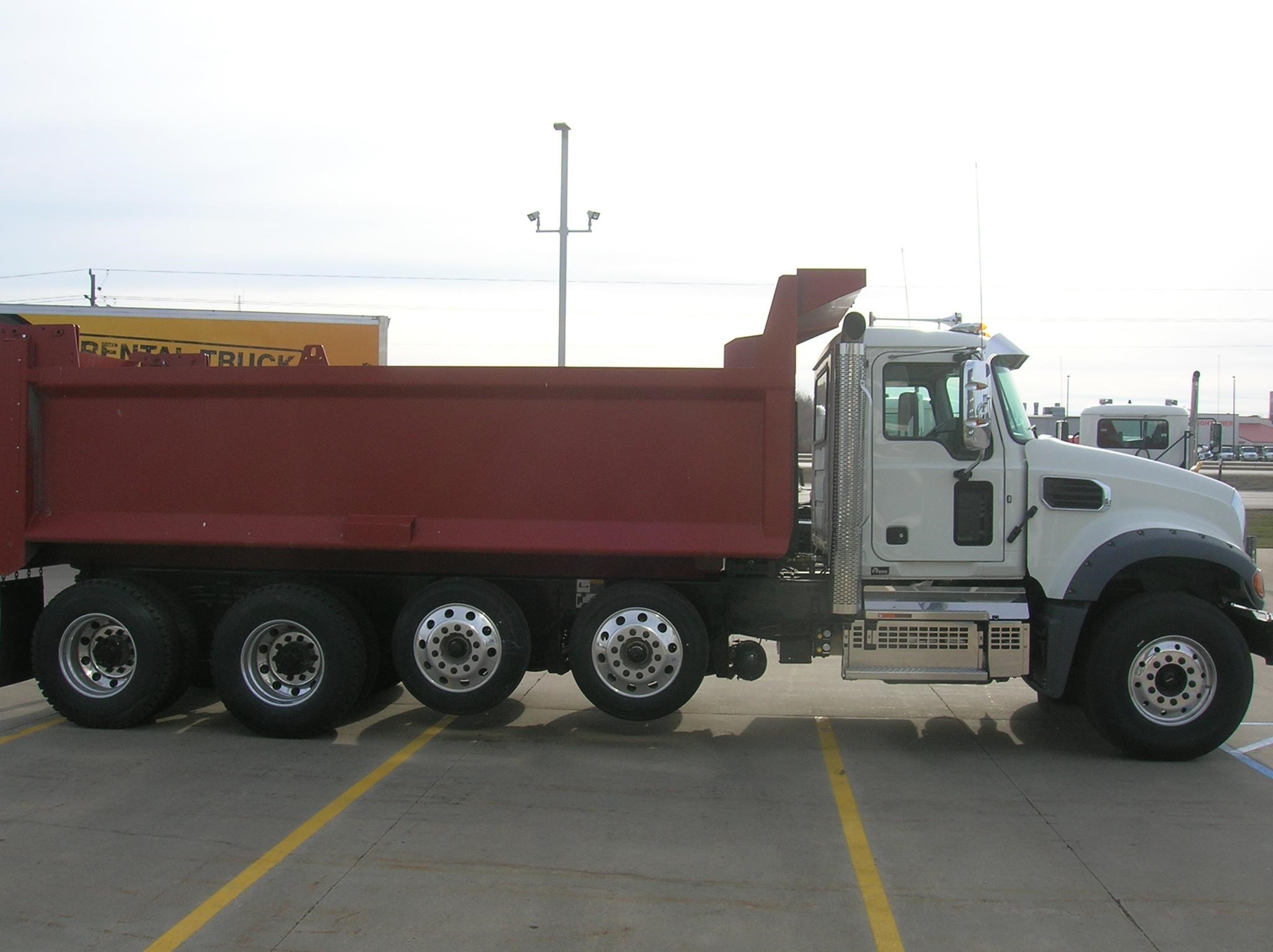 2027 MACK GRANITE 104FR 2027 MACK GRANITE 104FR - image 4 of 6