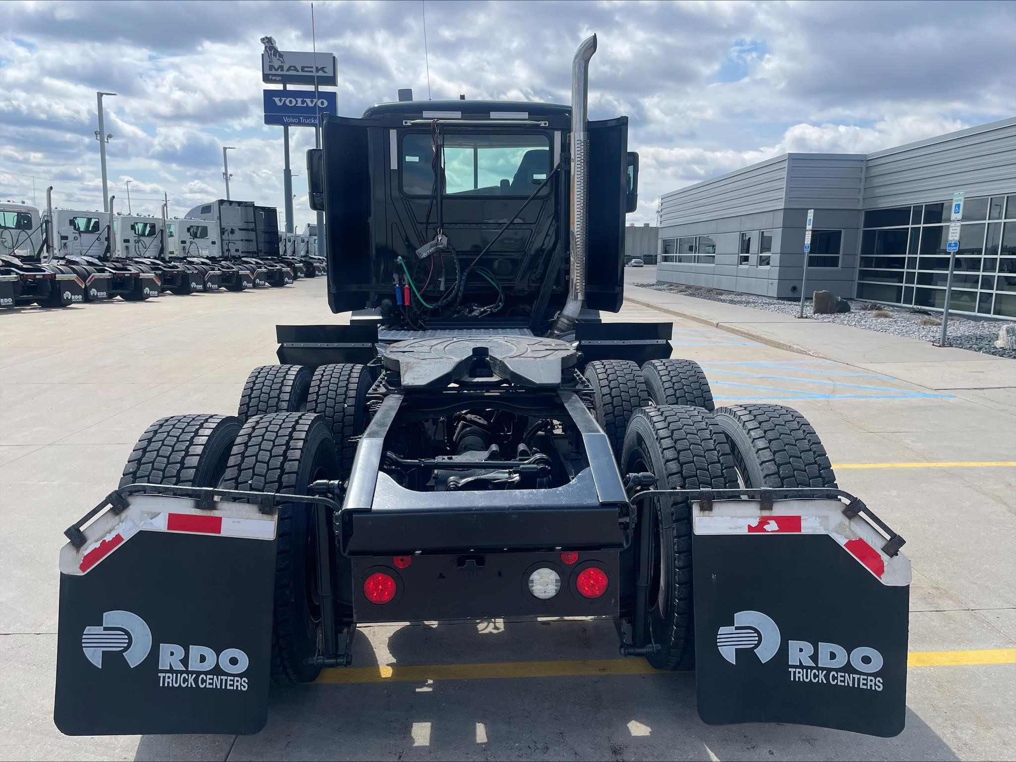 2020 MACK ANTHEM 64T - image 4 of 6