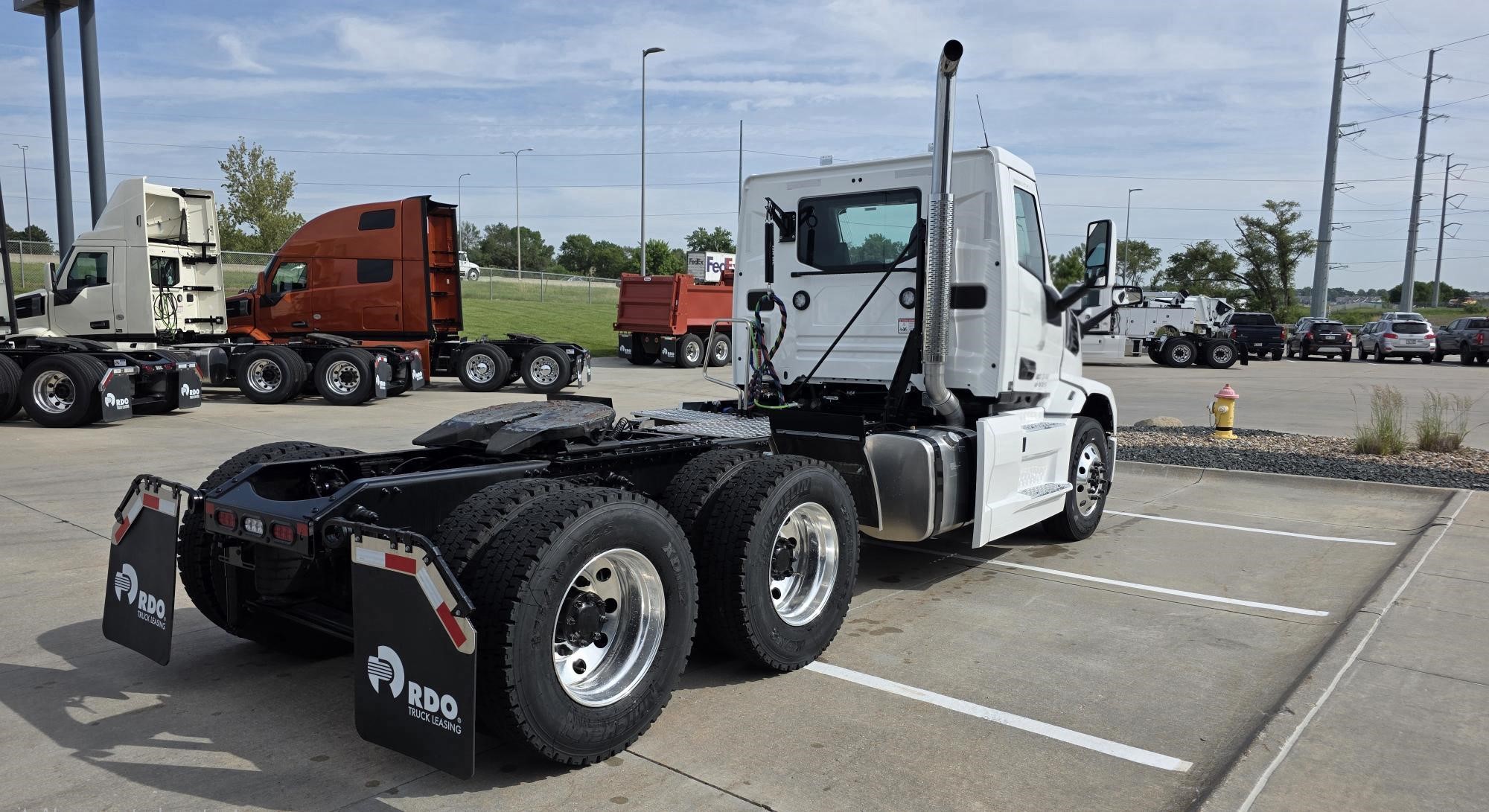 2026 MACK PIONEER 64T 2026 MACK PIONEER 64T - image 5 of 6