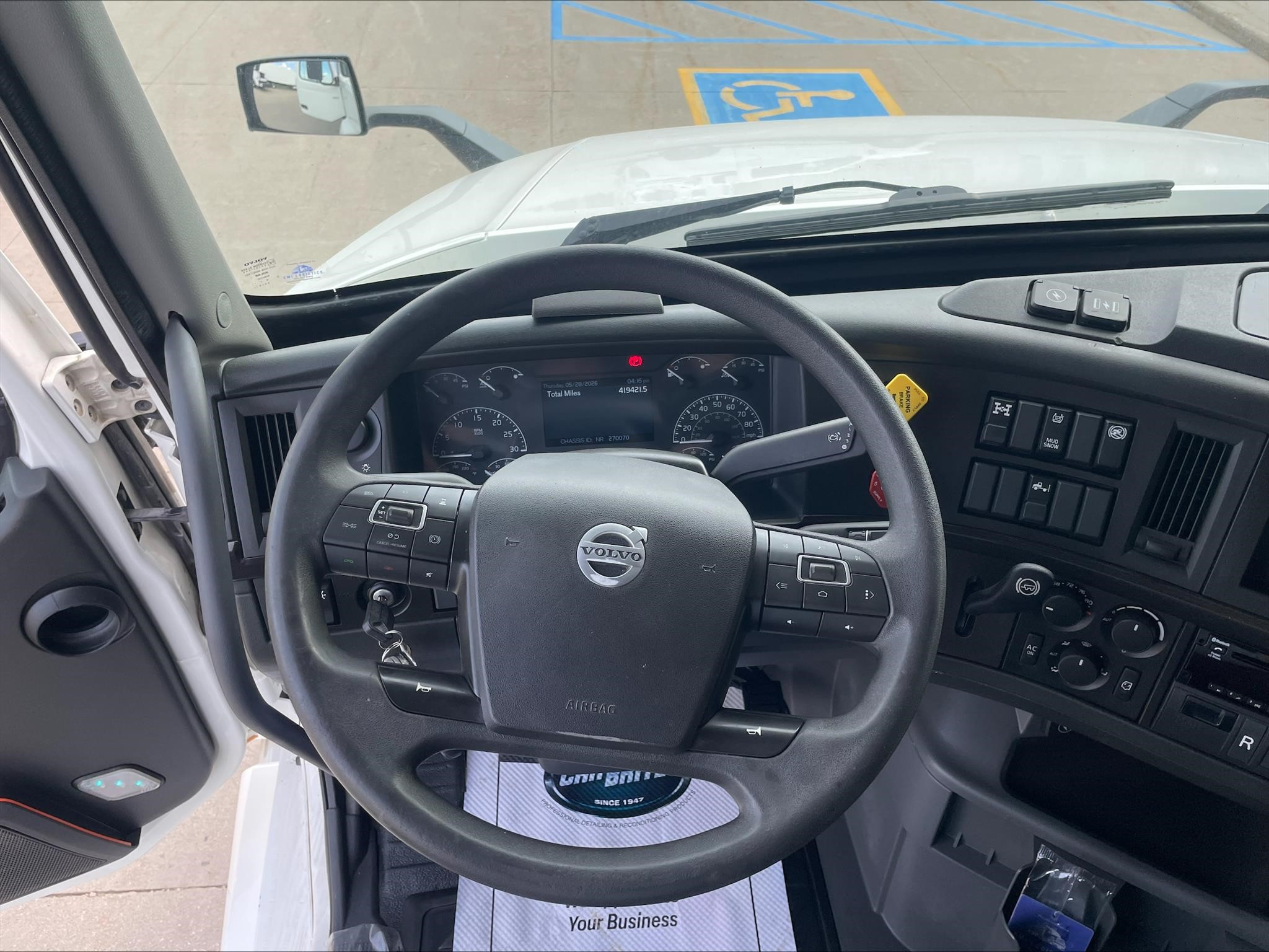 2021 VOLVO VNL64T740 11026174335 2021 VOLVO VNL64T740 11026174335
