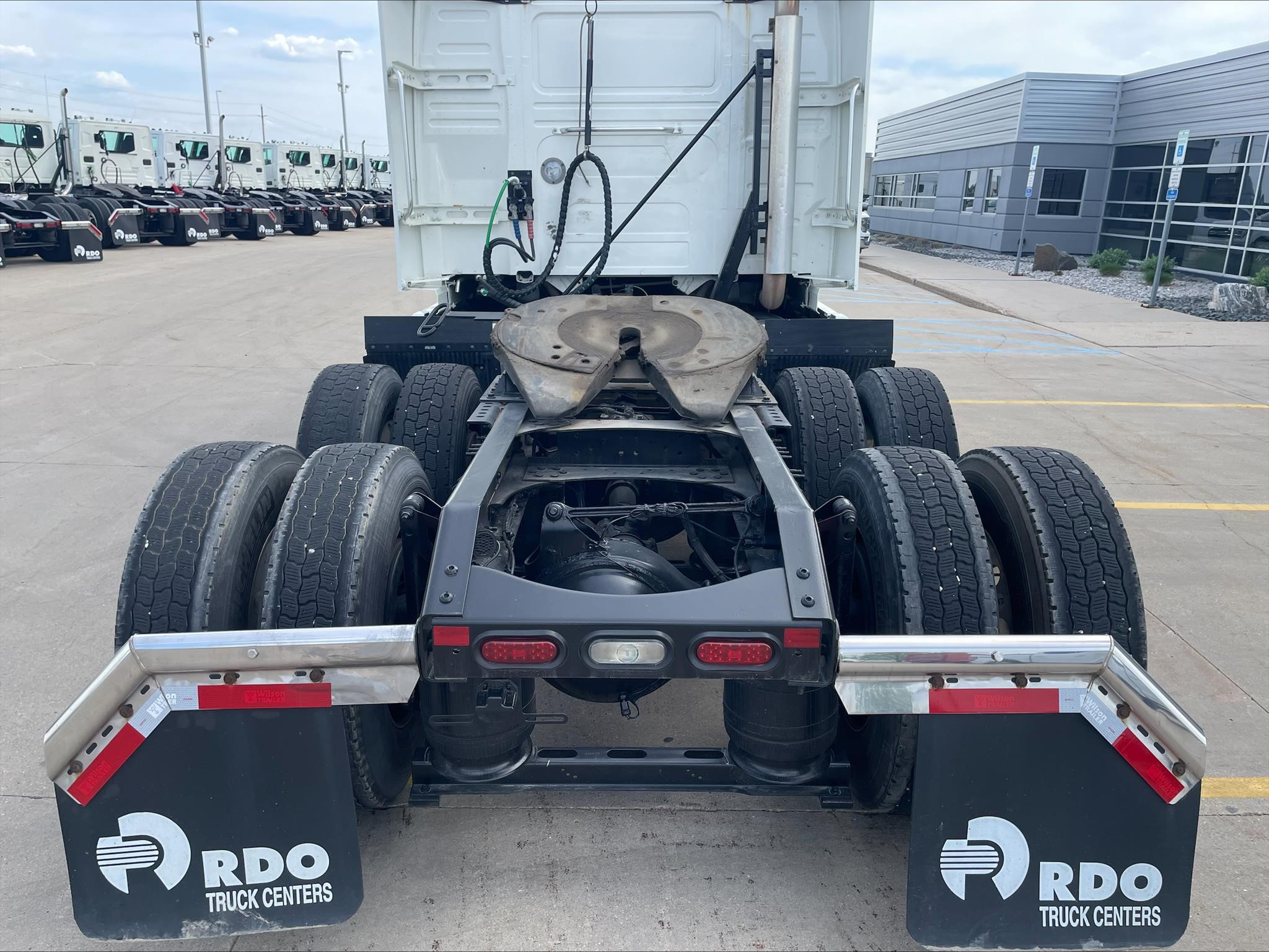 2021 VOLVO VNL64T740 11026174391 2021 VOLVO VNL64T740 11026174391