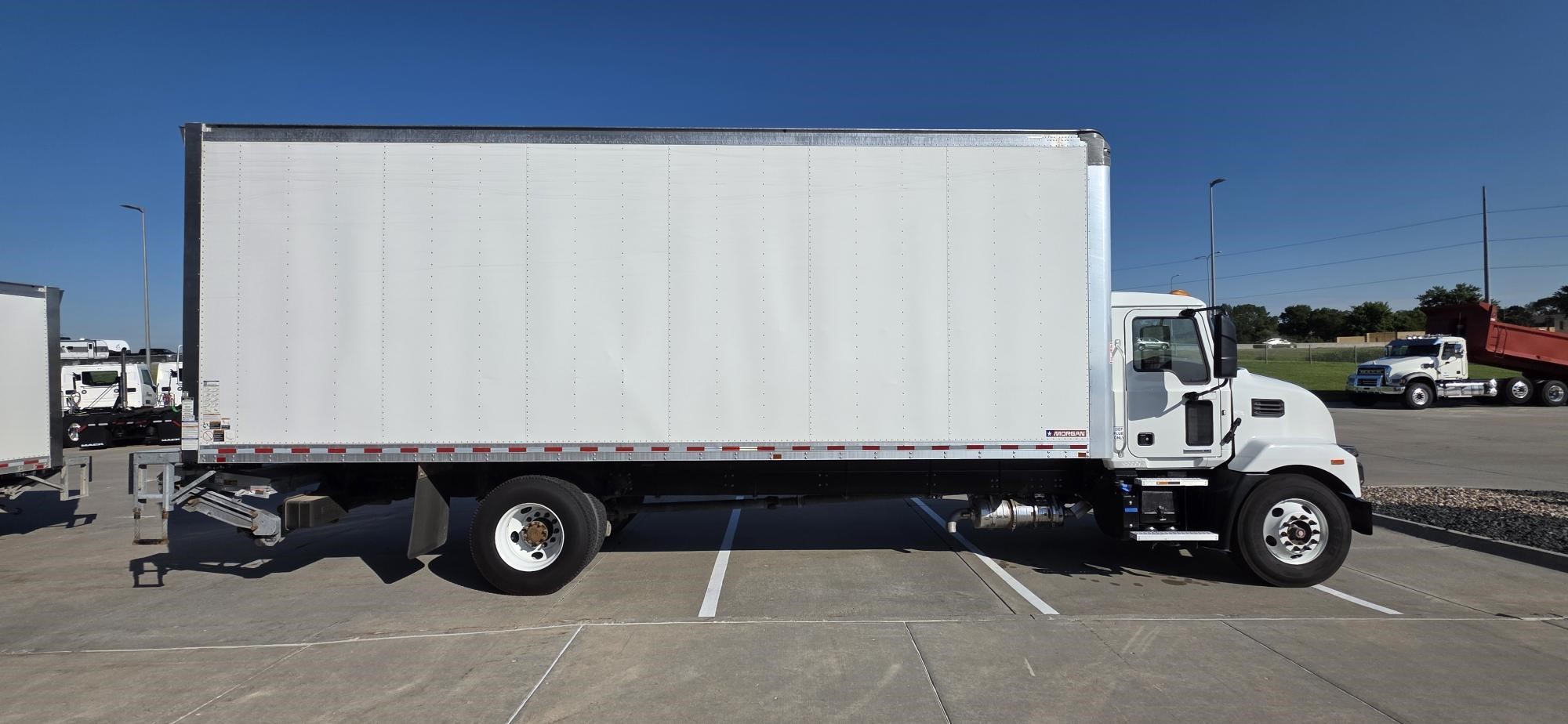2022 MACK MD6 2022 MACK MD6 - image 6 of 6