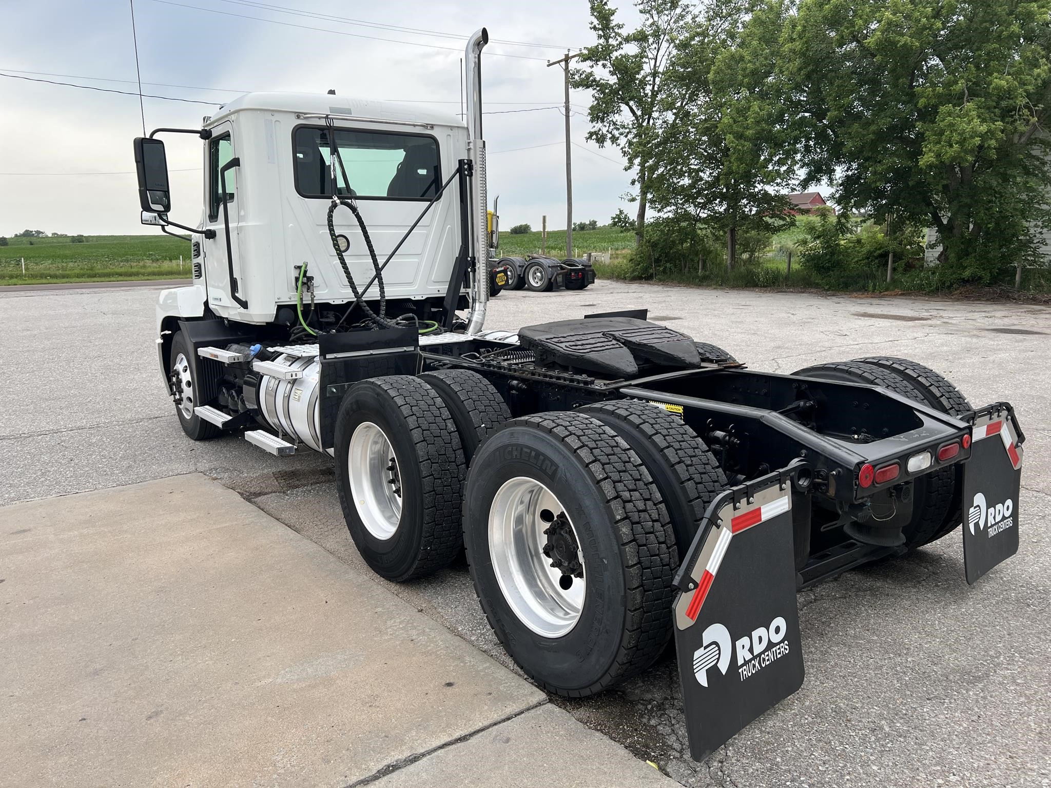 2020 MACK ANTHEM 64T 2020 MACK ANTHEM 64T - image 3 of 6