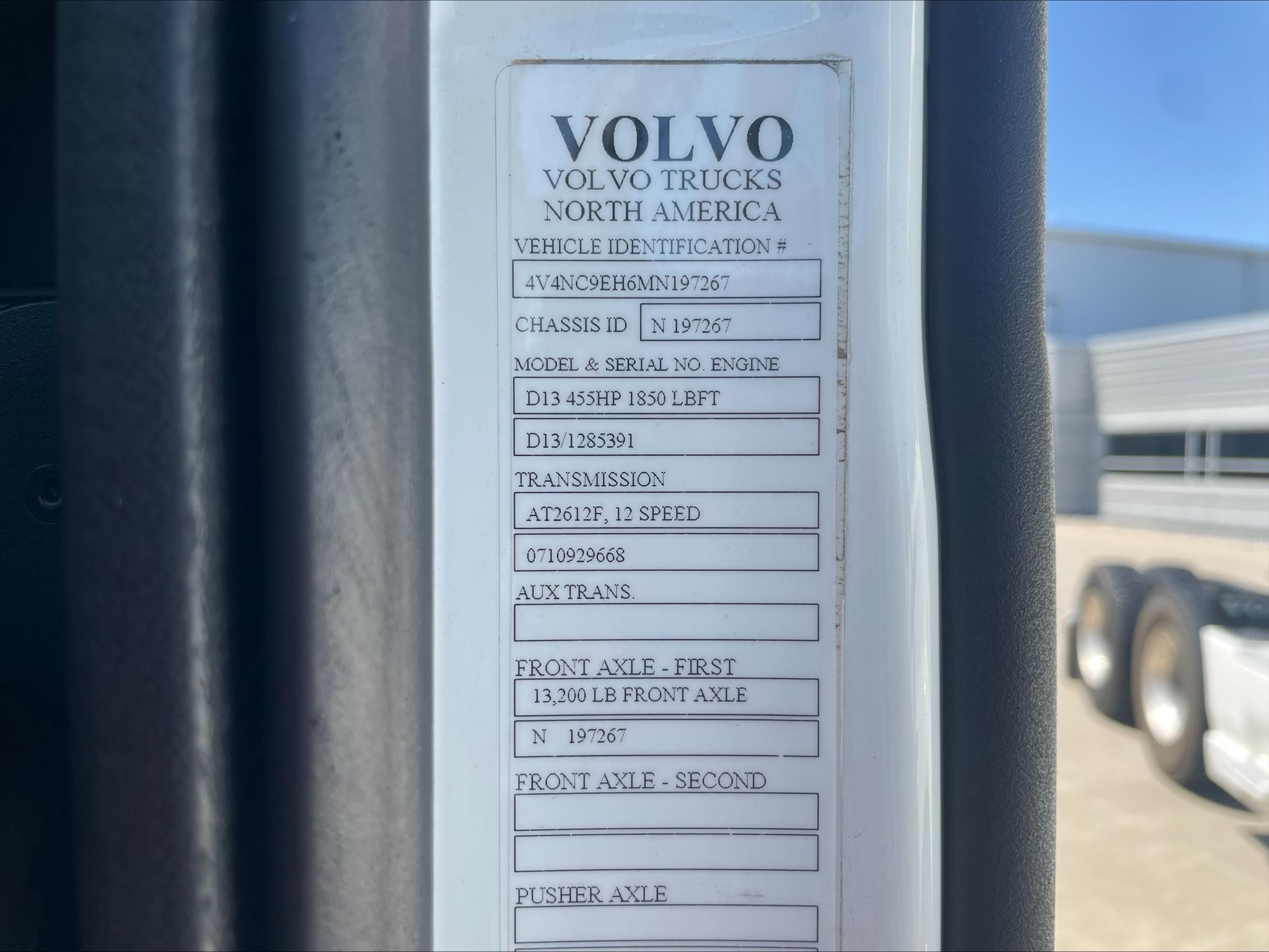 2021 VOLVO VNL64T740 11033922029 2021 VOLVO VNL64T740 11033922029