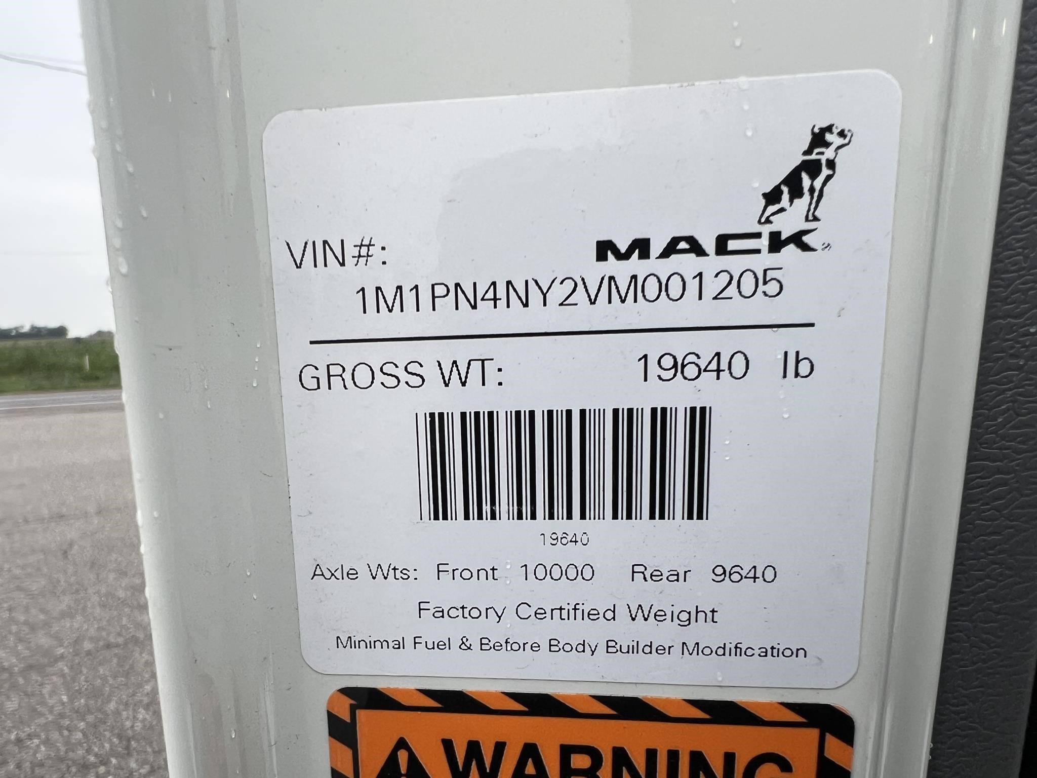 2027 MACK PINNACLE 84T 11035272288 2027 MACK PINNACLE 84T 11035272288