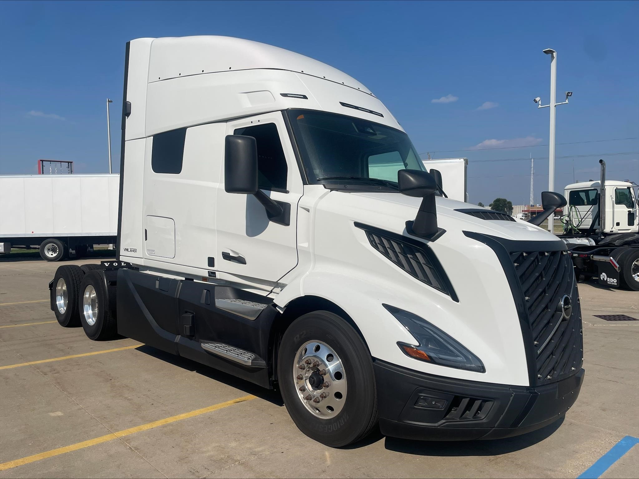 2026 VOLVO VNL64T640 11041833443 2026 VOLVO VNL64T640 11041833443