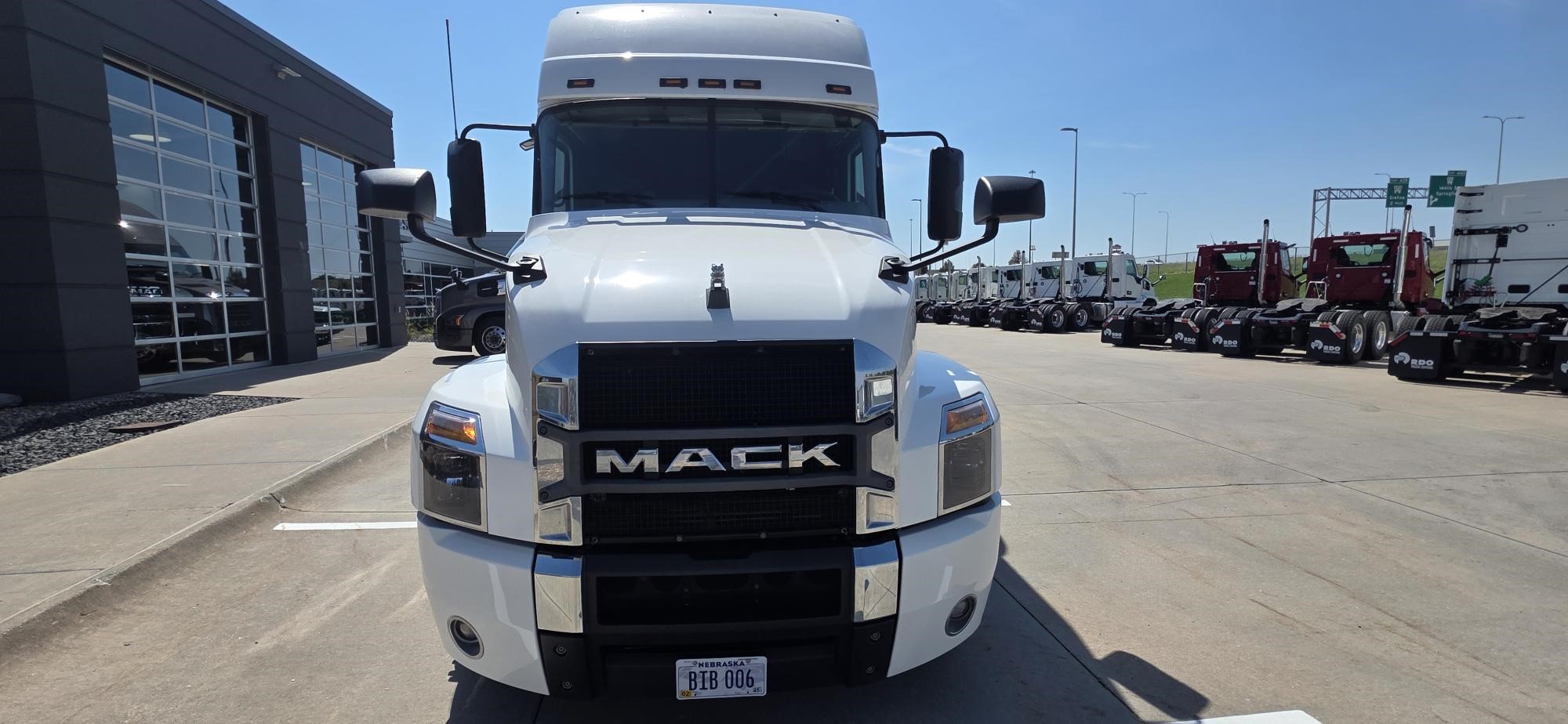 2019 MACK ANTHEM 64T 11042126484 2019 MACK ANTHEM 64T 11042126484