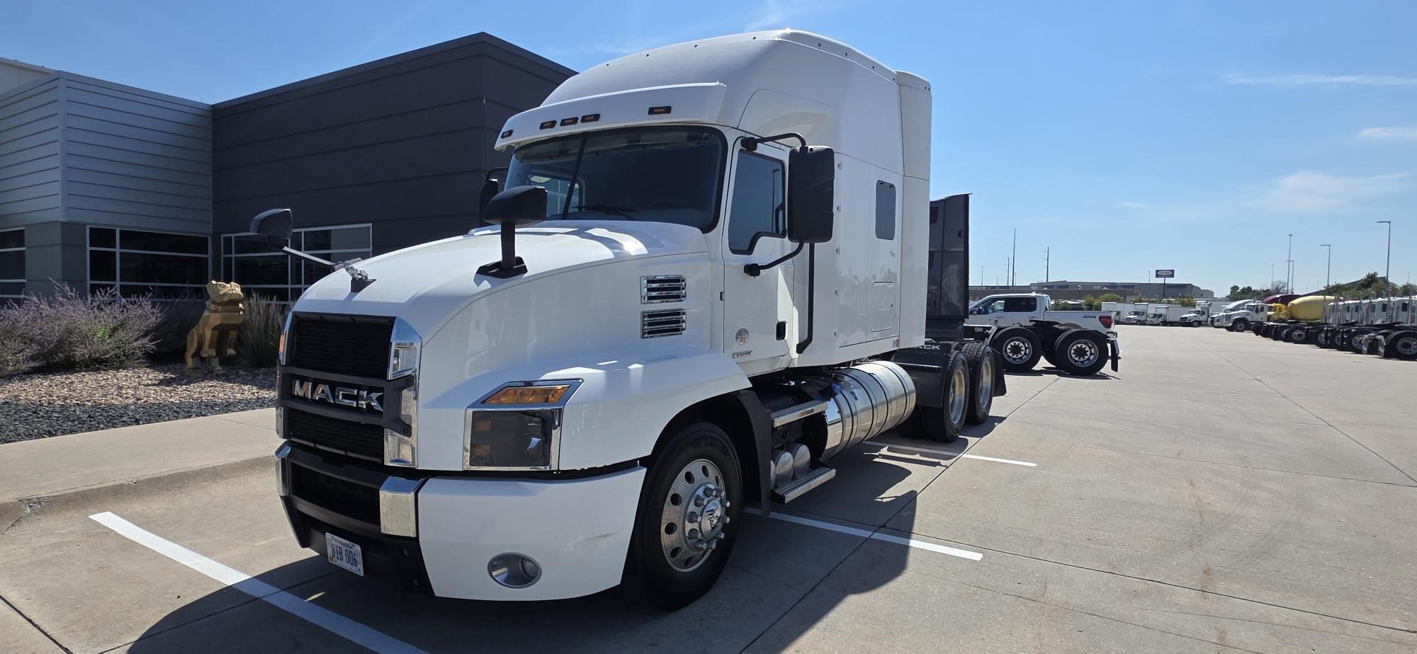 2019 MACK ANTHEM 64T 11042126489 2019 MACK ANTHEM 64T 11042126489