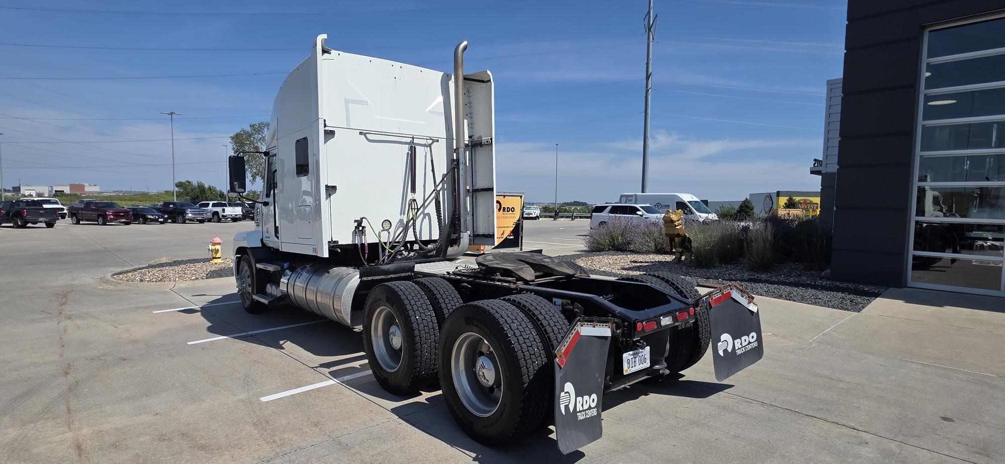 2019 MACK ANTHEM 64T 11042126501 2019 MACK ANTHEM 64T 11042126501