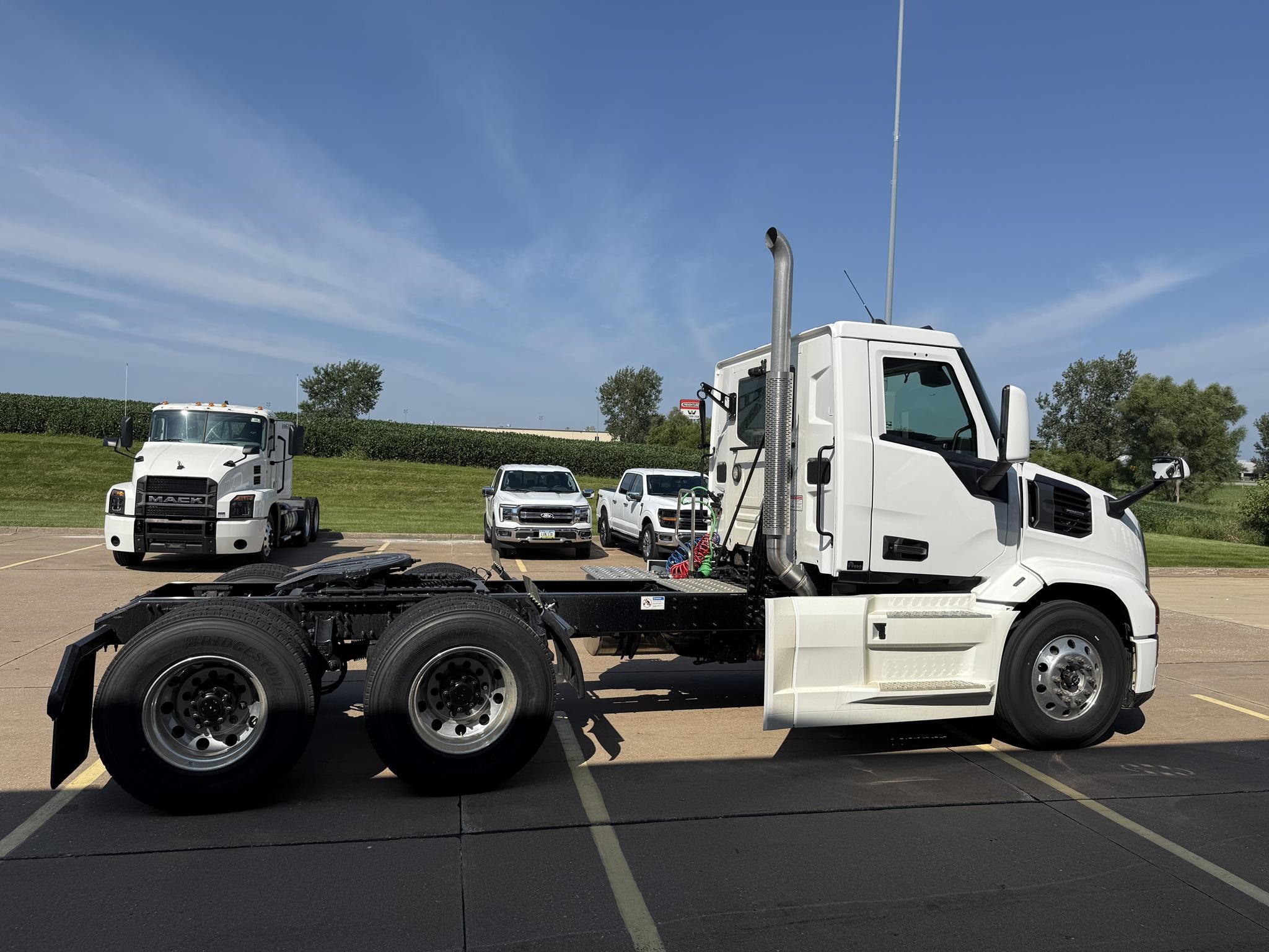 2026 MACK PIONEER 64T 2026 MACK PIONEER 64T - image 4 of 6