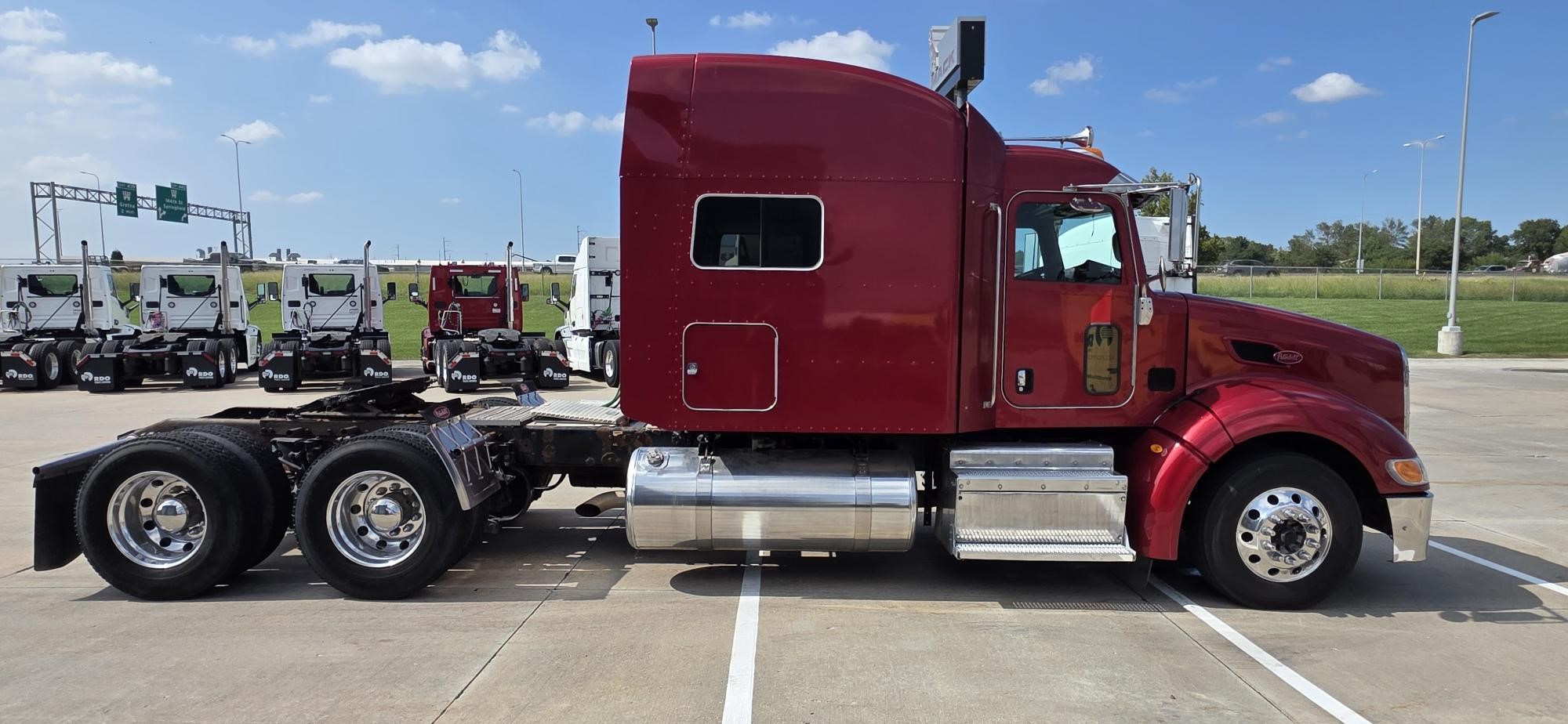 2013 PETERBILT 386 11044253286 2013 PETERBILT 386 11044253286