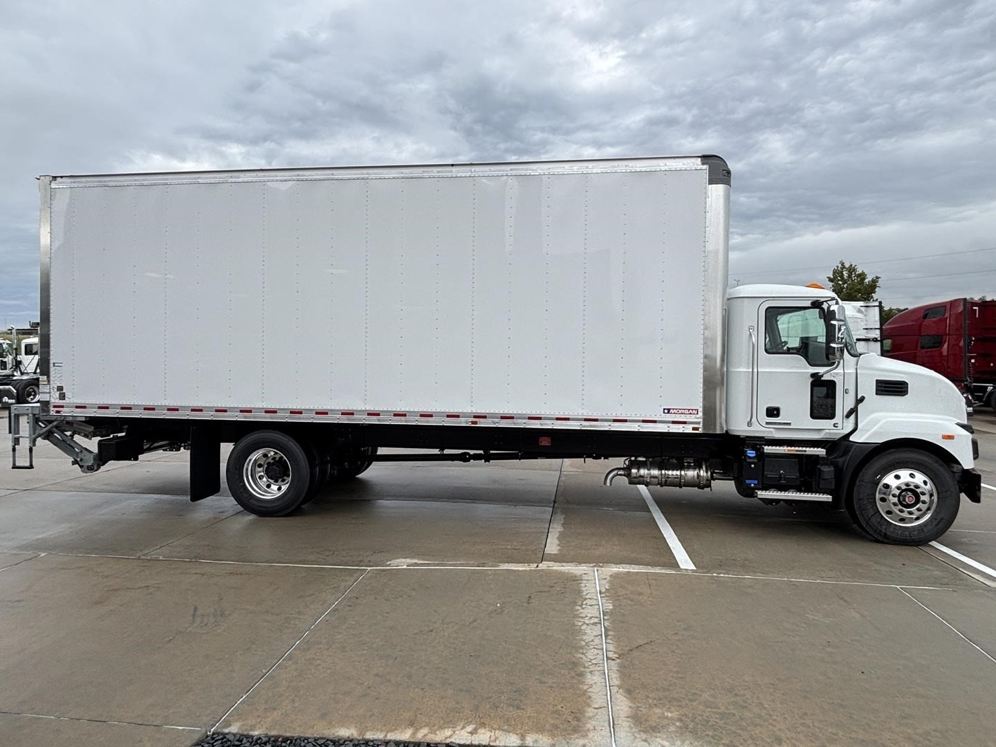 2027 MACK MD6 2027 MACK MD6 - image 6 of 6