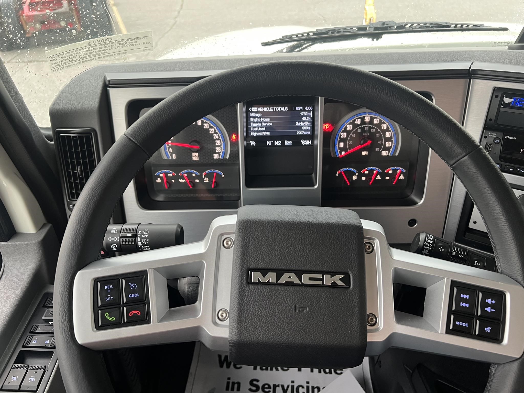 2027 MACK PINNACLE 84T 11045410455 2027 MACK PINNACLE 84T 11045410455