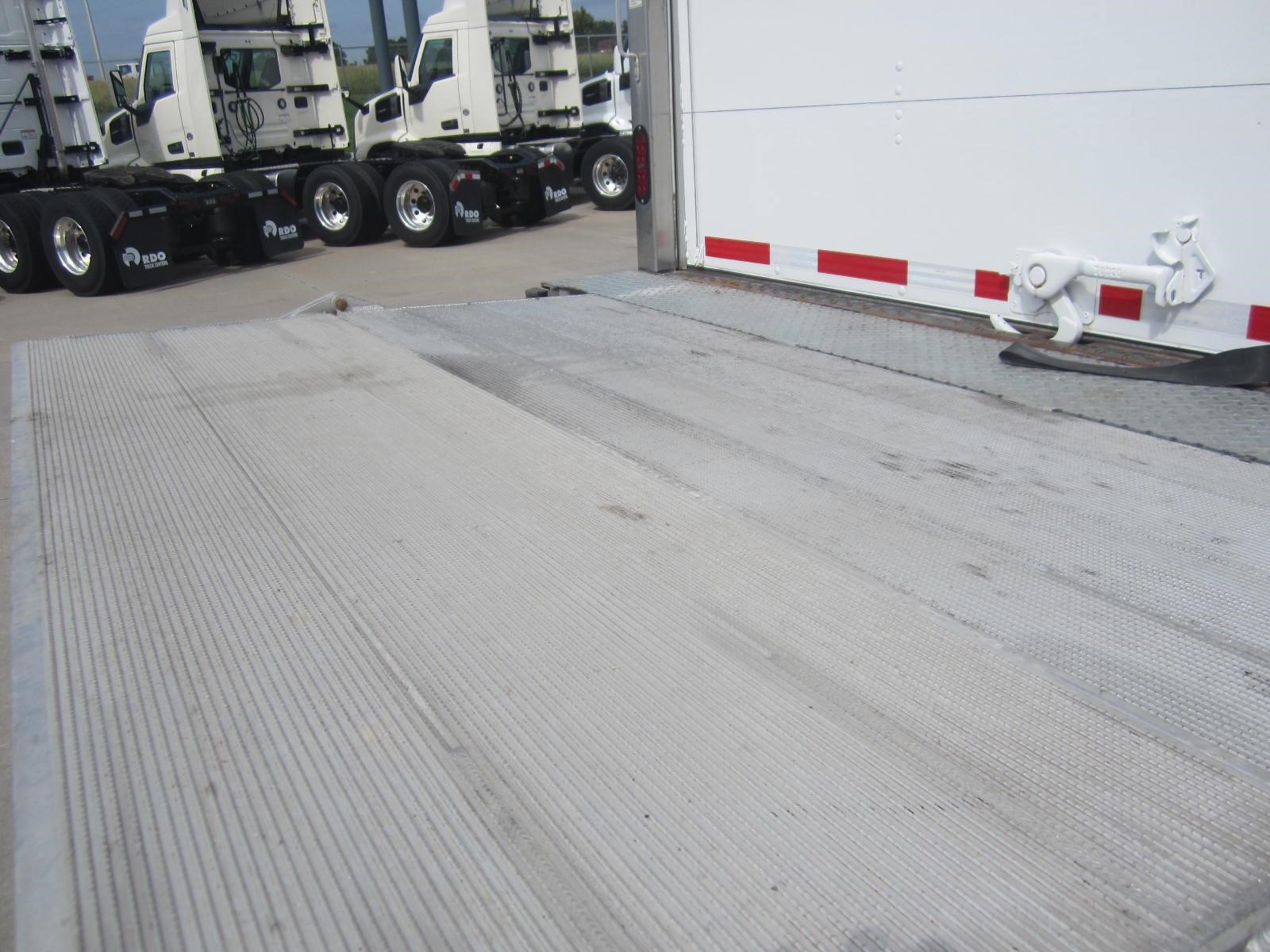 2022 ISUZU NRR 11045445185 2022 ISUZU NRR 11045445185