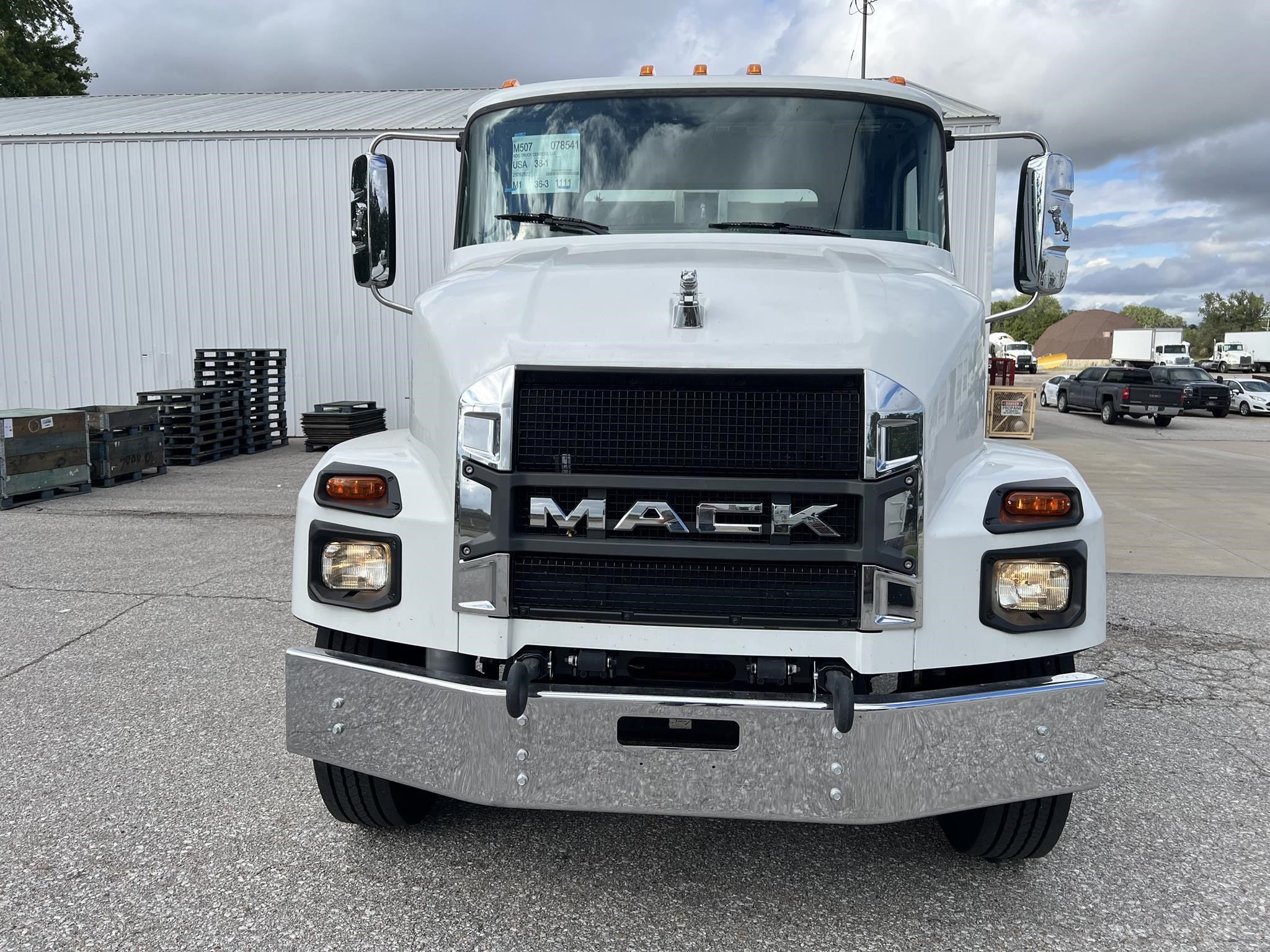 2026 MACK MD6 11046022449 2026 MACK MD6 11046022449