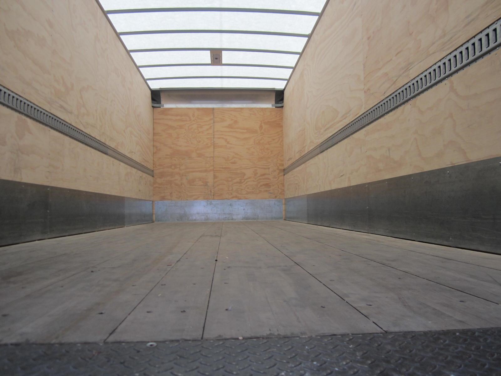 2023 ISUZU FTR 11046205332 2023 ISUZU FTR 11046205332
