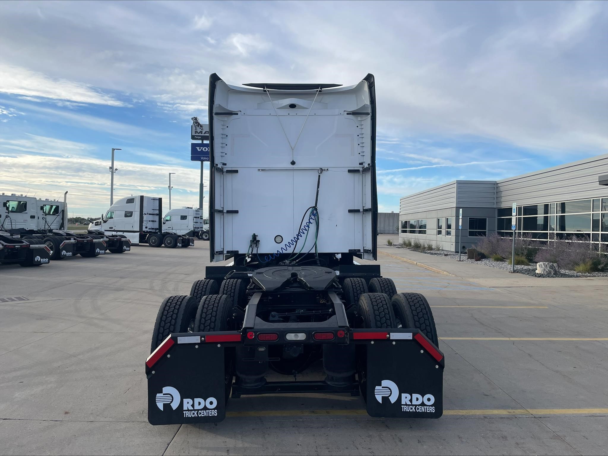 2023 MACK ANTHEM 64T 2023 MACK ANTHEM 64T - image 4 of 6