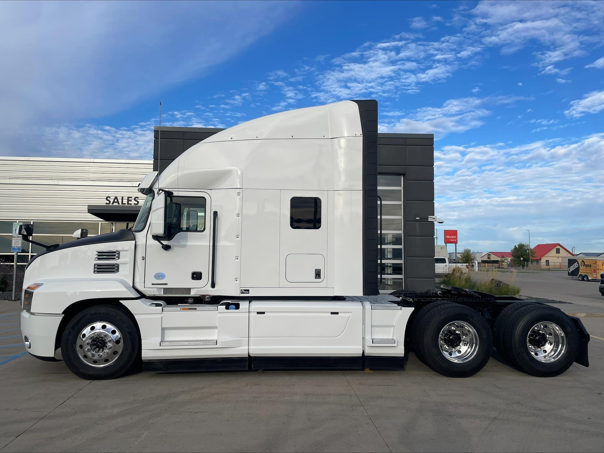 2023 MACK ANTHEM 64T 2023 MACK ANTHEM 64T - image 2 of 6
