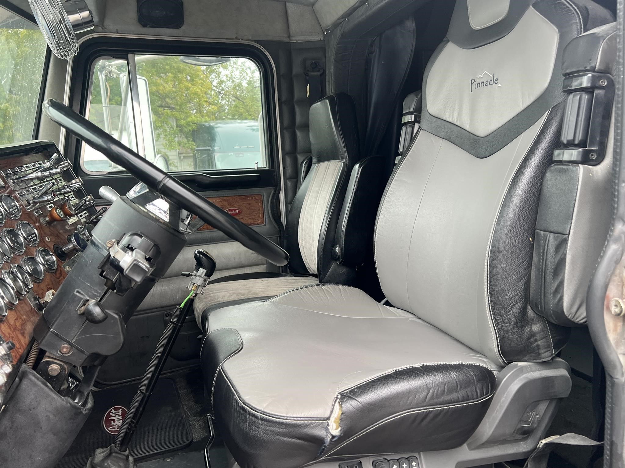 1997 PETERBILT 379EXHD 11046920486 1997 PETERBILT 379EXHD 11046920486