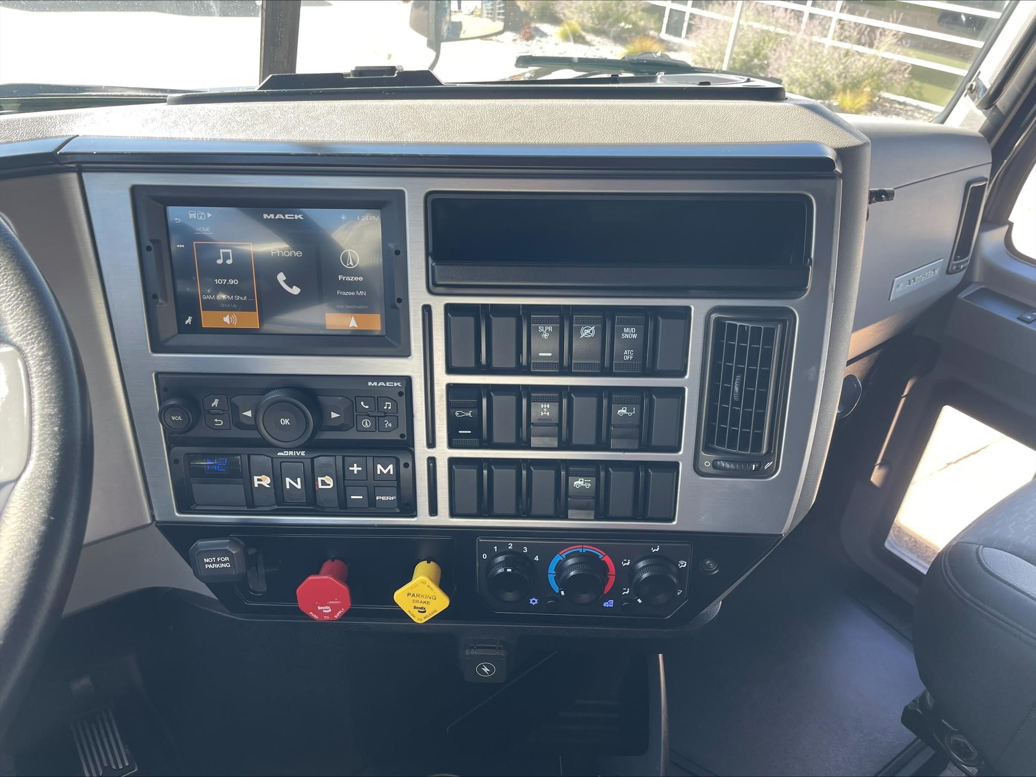 2020 MACK ANTHEM 64T 11048302924 2020 MACK ANTHEM 64T 11048302924
