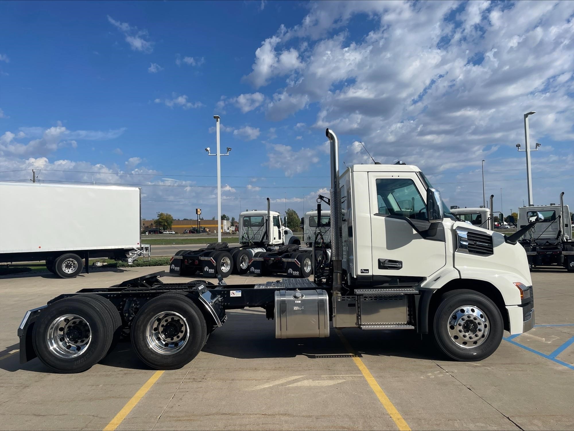 2027 MACK ANTHEM 64T 2027 MACK ANTHEM 64T - image 6 of 6