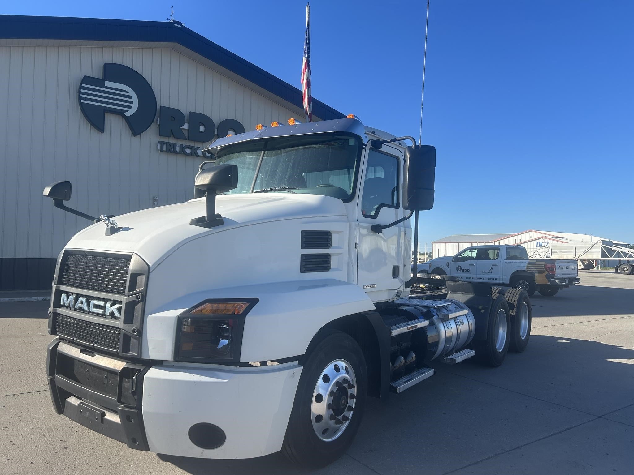 2020 MACK ANTHEM 64T 2020 MACK ANTHEM 64T - image 1 of 6