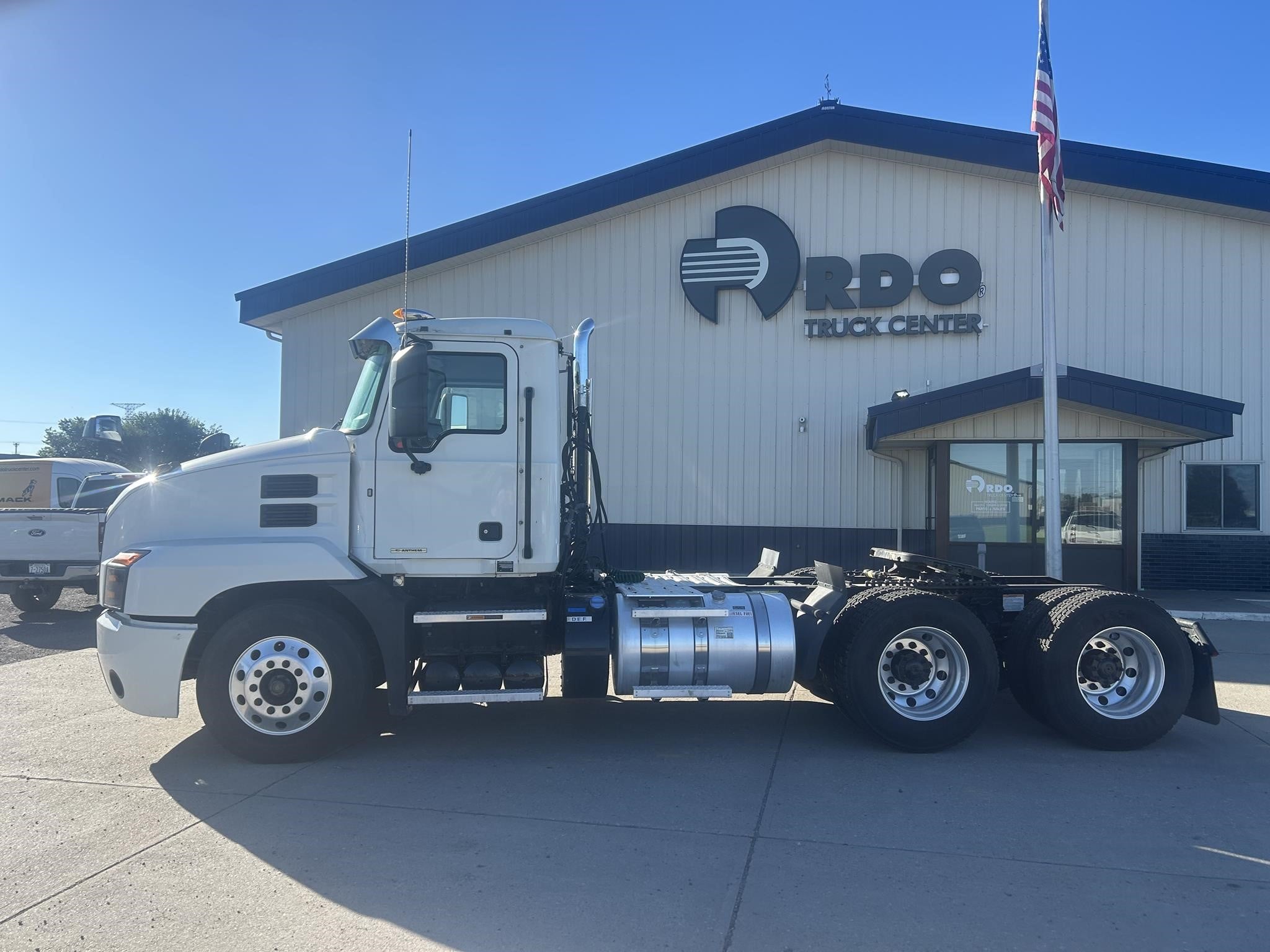 2020 MACK ANTHEM 64T 2020 MACK ANTHEM 64T - image 2 of 6