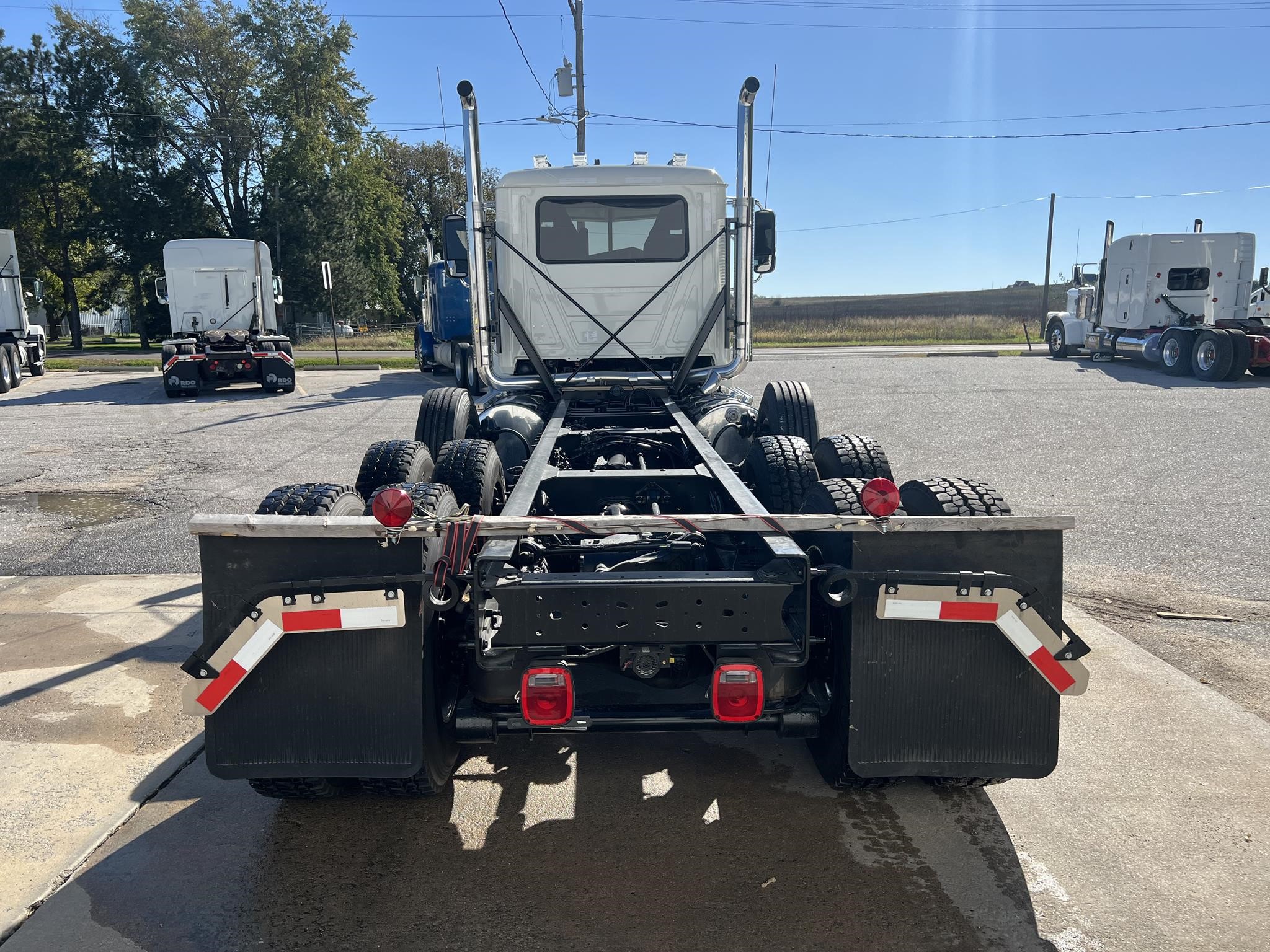 2027 MACK PINNACLE 84R 2027 MACK PINNACLE 84R - image 4 of 6
