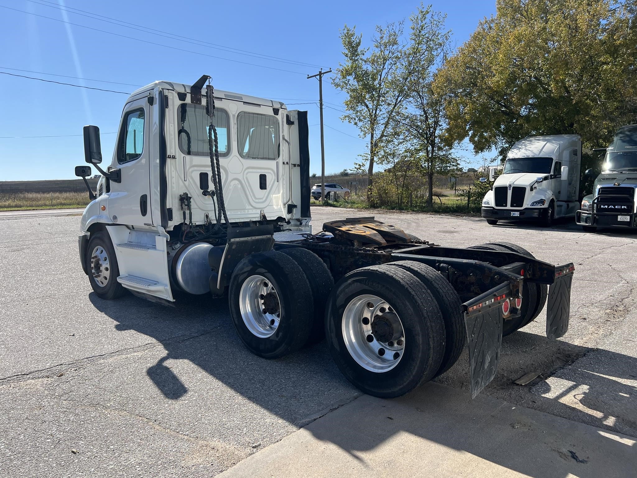2017 FREIGHTLINER CASCADIA 113 11052949874 2017 FREIGHTLINER CASCADIA 113 11052949874