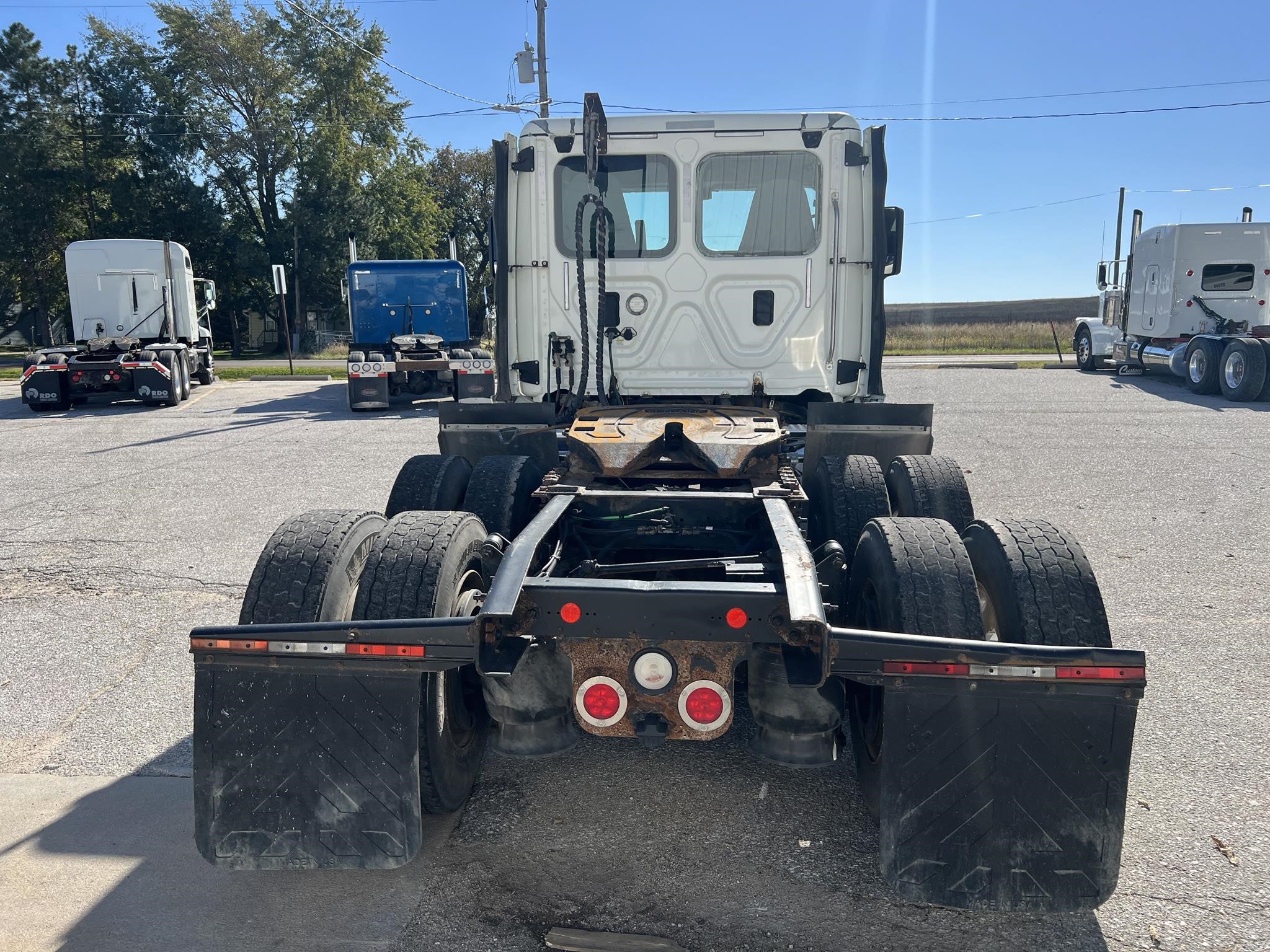 2017 FREIGHTLINER CASCADIA 113 11052949892 2017 FREIGHTLINER CASCADIA 113 11052949892