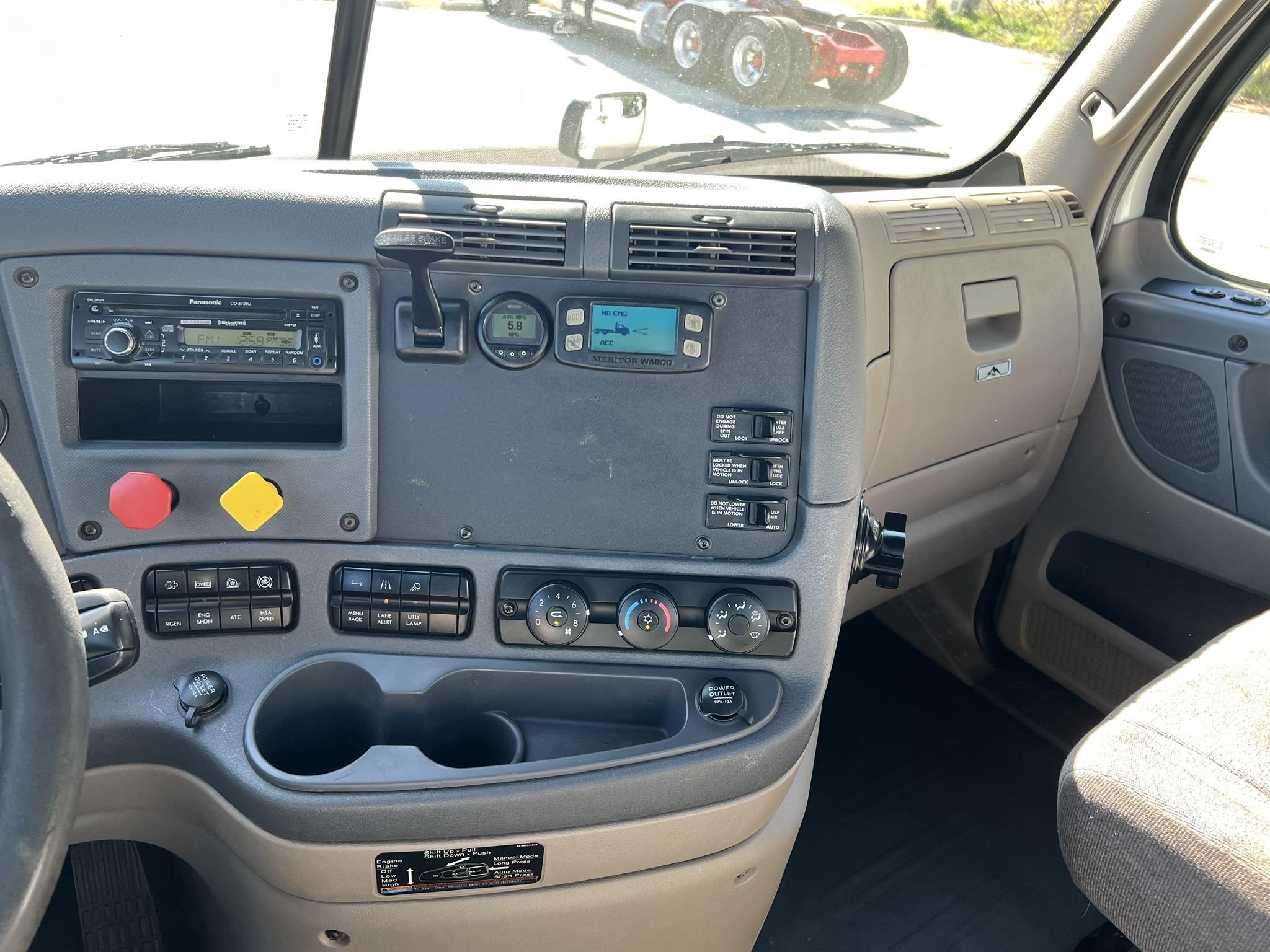 2017 FREIGHTLINER CASCADIA 113 11052950022 2017 FREIGHTLINER CASCADIA 113 11052950022